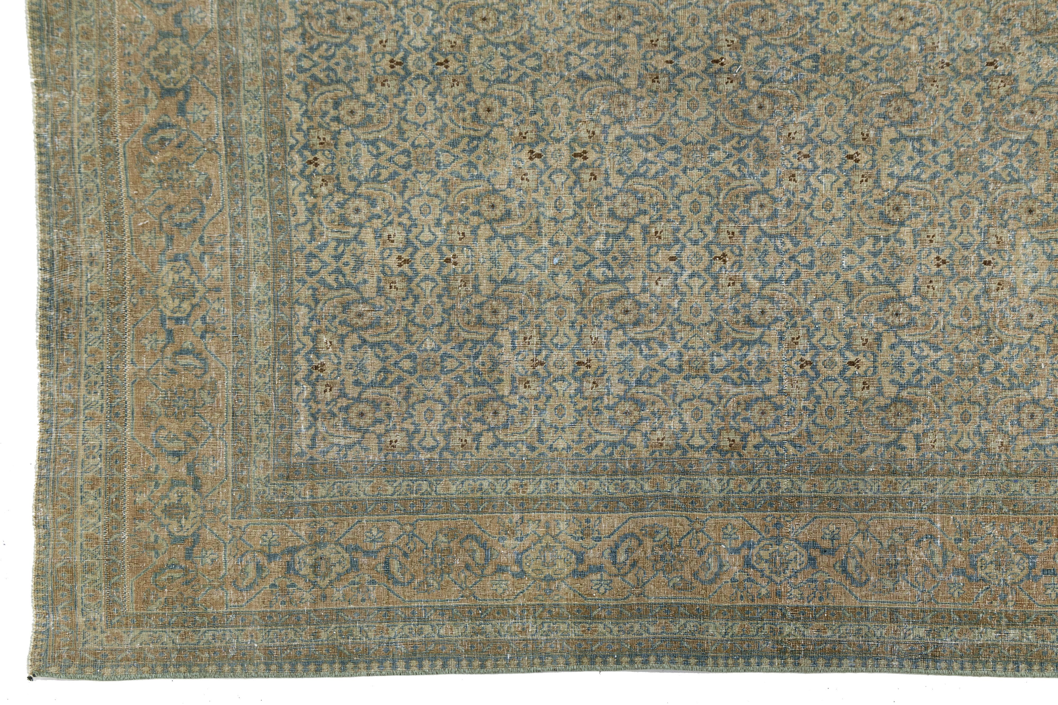 Antike Room Sized Persisch Tabriz Blau Wolle Teppich mit Allover-blumige Muster im Angebot 2