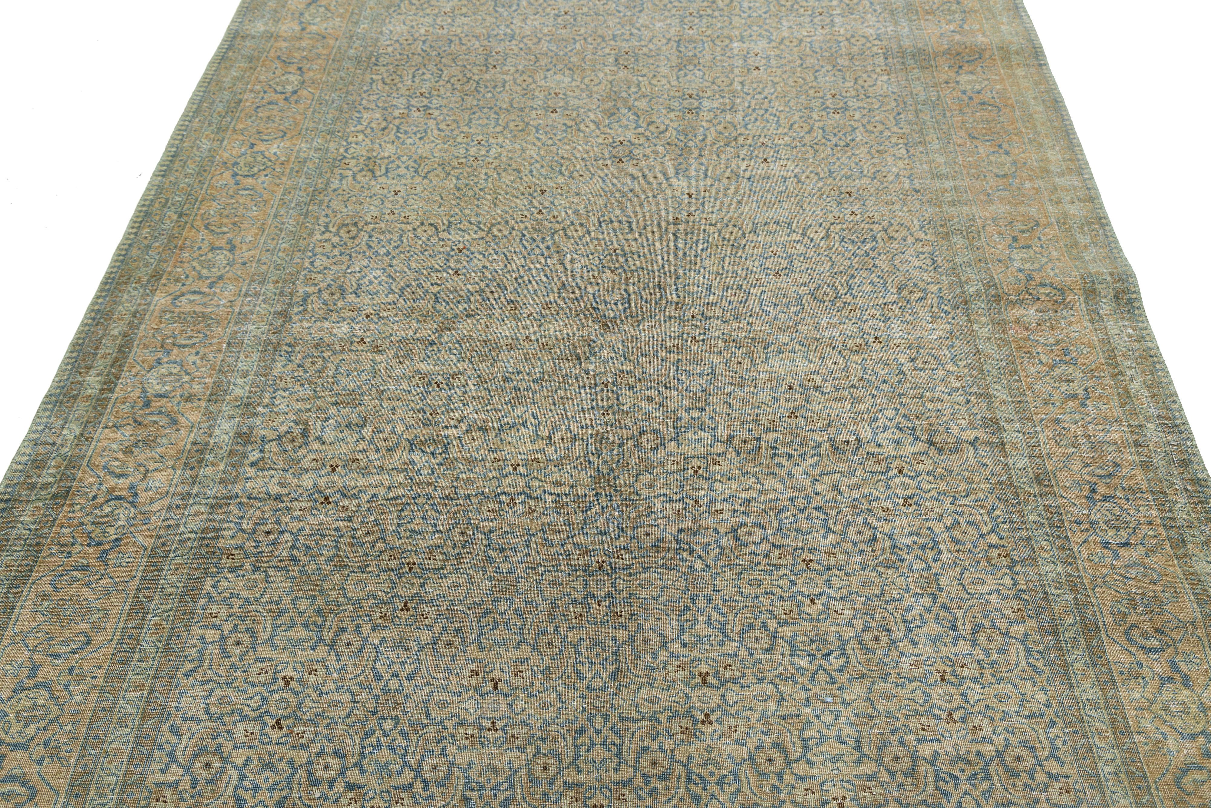 Antike Room Sized Persisch Tabriz Blau Wolle Teppich mit Allover-blumige Muster im Angebot 3
