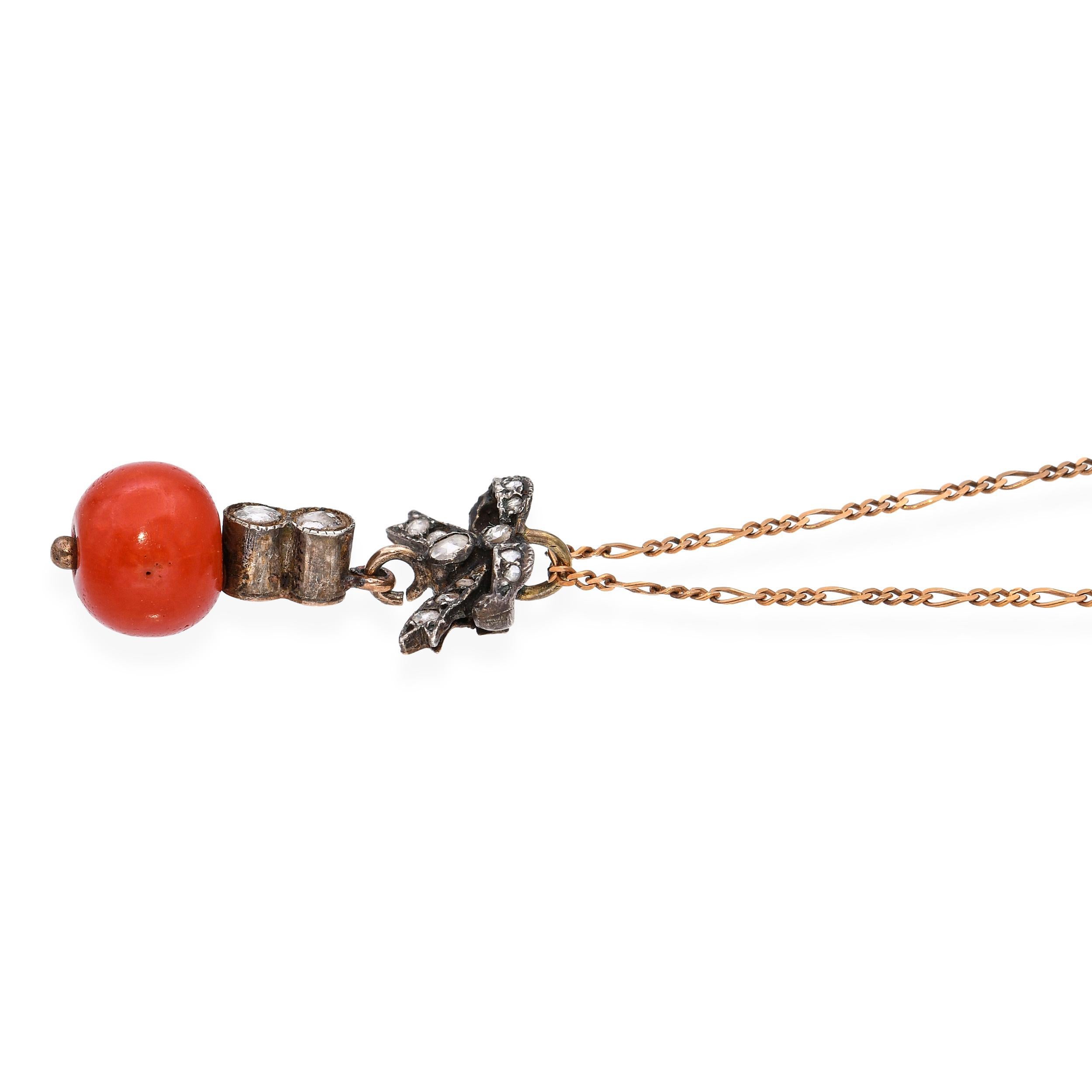 Antike Rose Cut Diamant und Coral Bead Bow Anhänger mit Kette Damen im Angebot