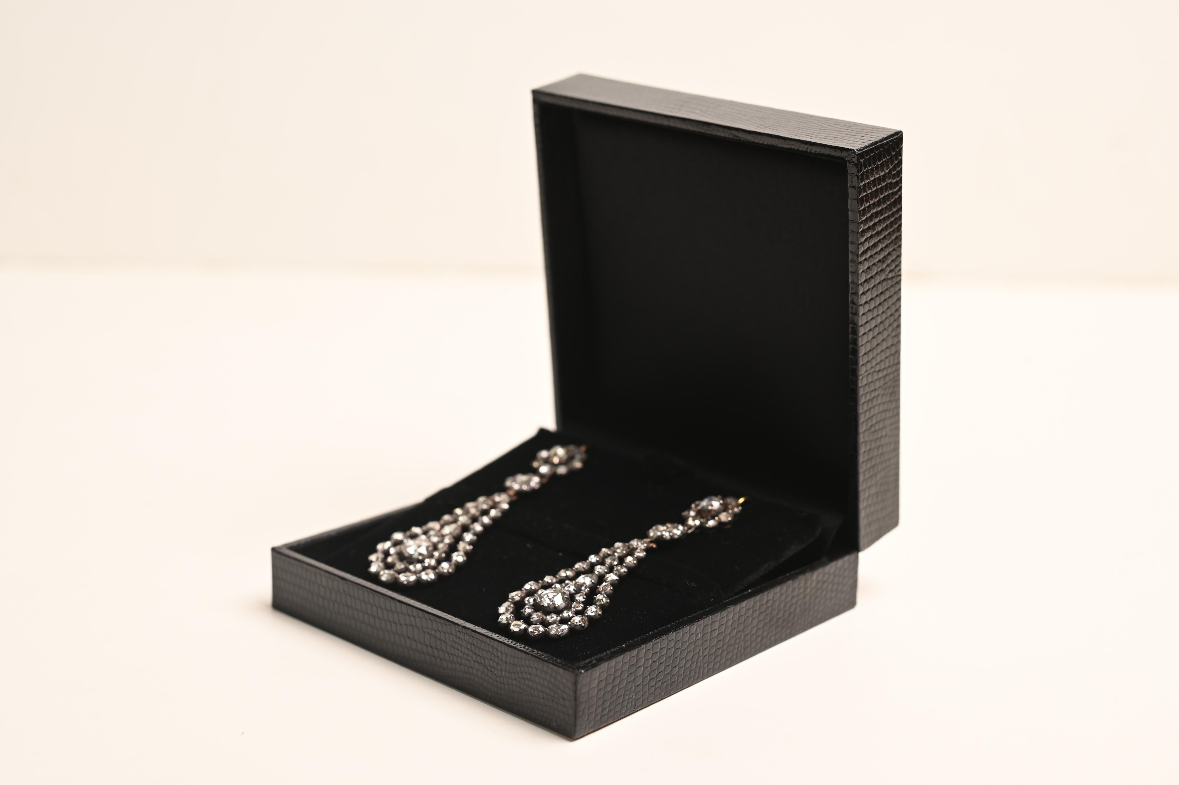 Georgien Boucles d'oreilles chandelier en argent et or avec diamants anciens taillés en rose (environ 5 carats) en vente