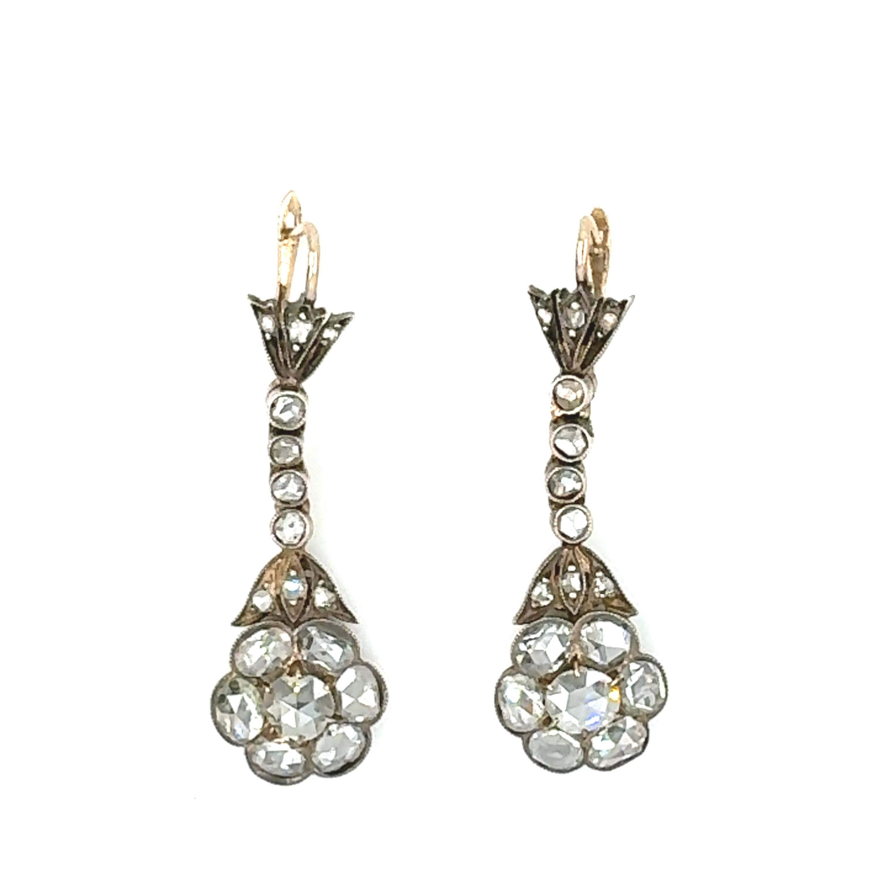 Pendants d'oreilles en argent et or avec diamants taillés en rose à l'ancienne en vente 1