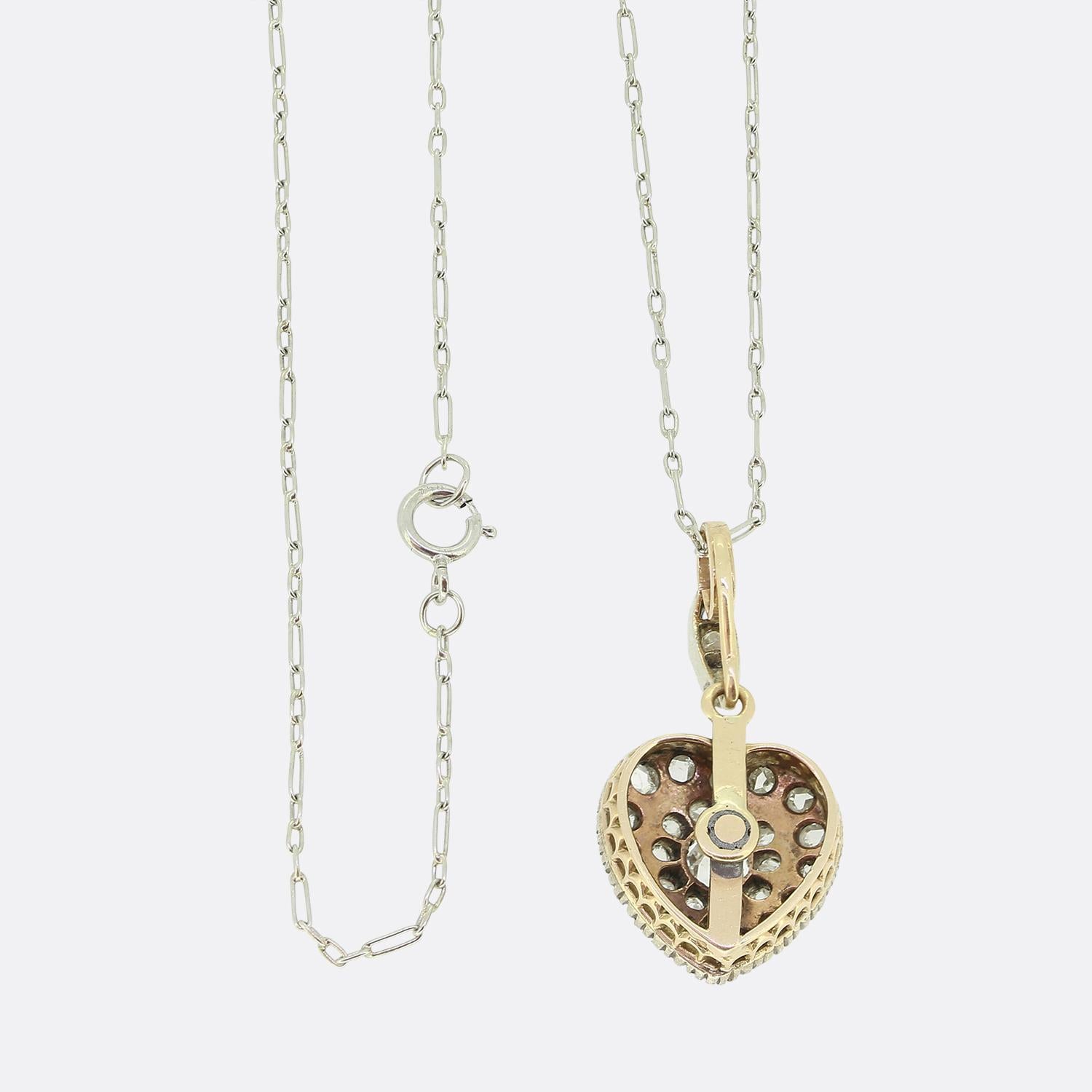 Taille rose Collier avec pendentif en forme de cœur en diamant taillé en rose antique en vente