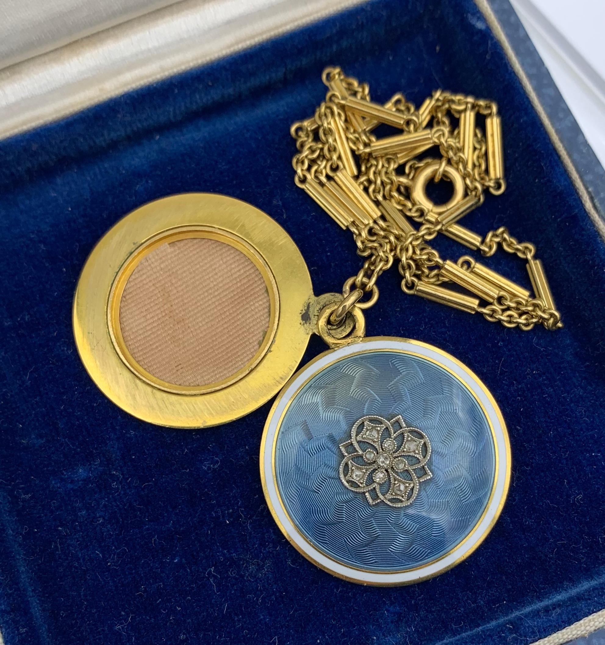 ambassador gold chain