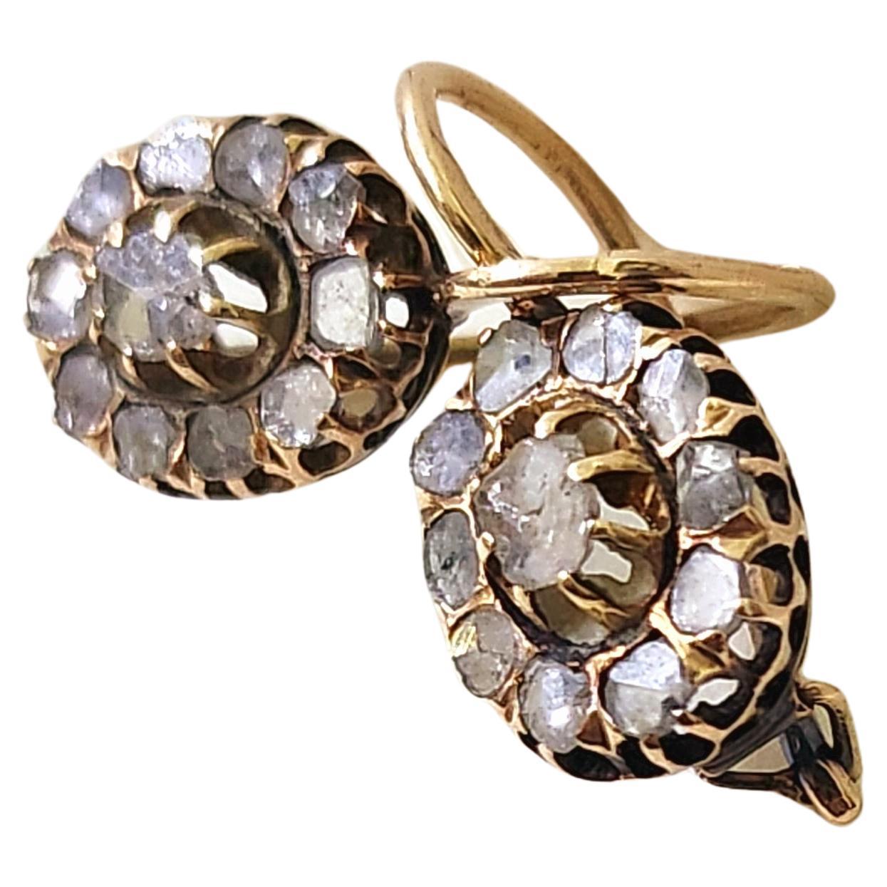 Boucles d'oreilles anciennes en or russe avec diamants taillés en rose Bon état - En vente à Cairo, EG