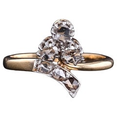 Antique Rose Cut Diamond Shamrock Ring of 18k Gold
