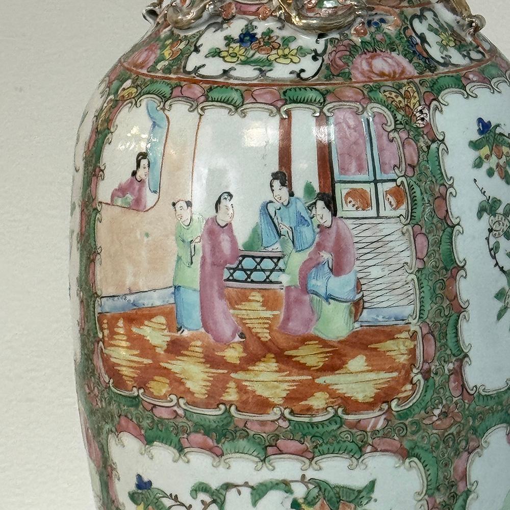 Antique Rose Medallion Porcelain Vase For Sale 3