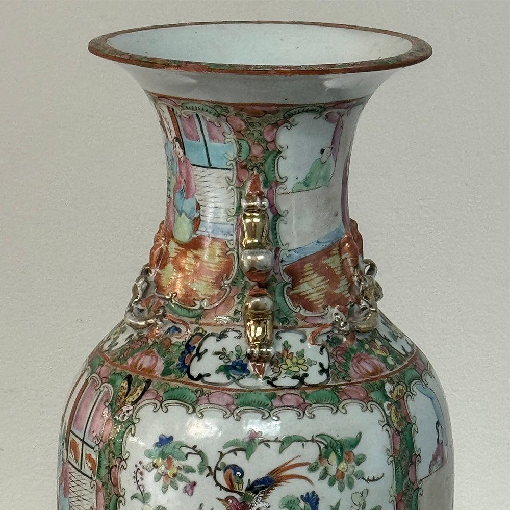 Antique Rose Medallion Porcelain Vase For Sale 4