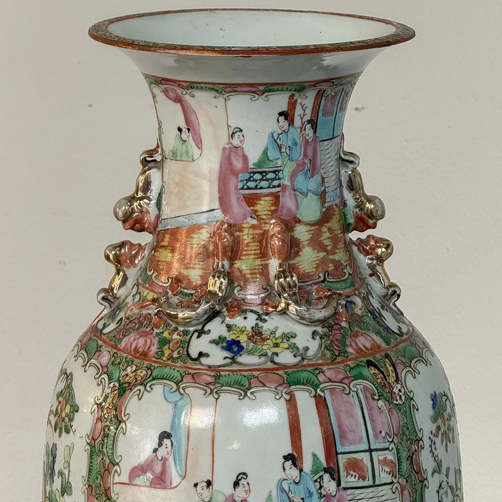 Antique Rose Medallion Porcelain Vase For Sale 1