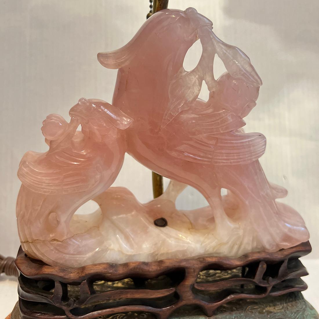 Chinois Lampe ancienne en quartz rose en vente