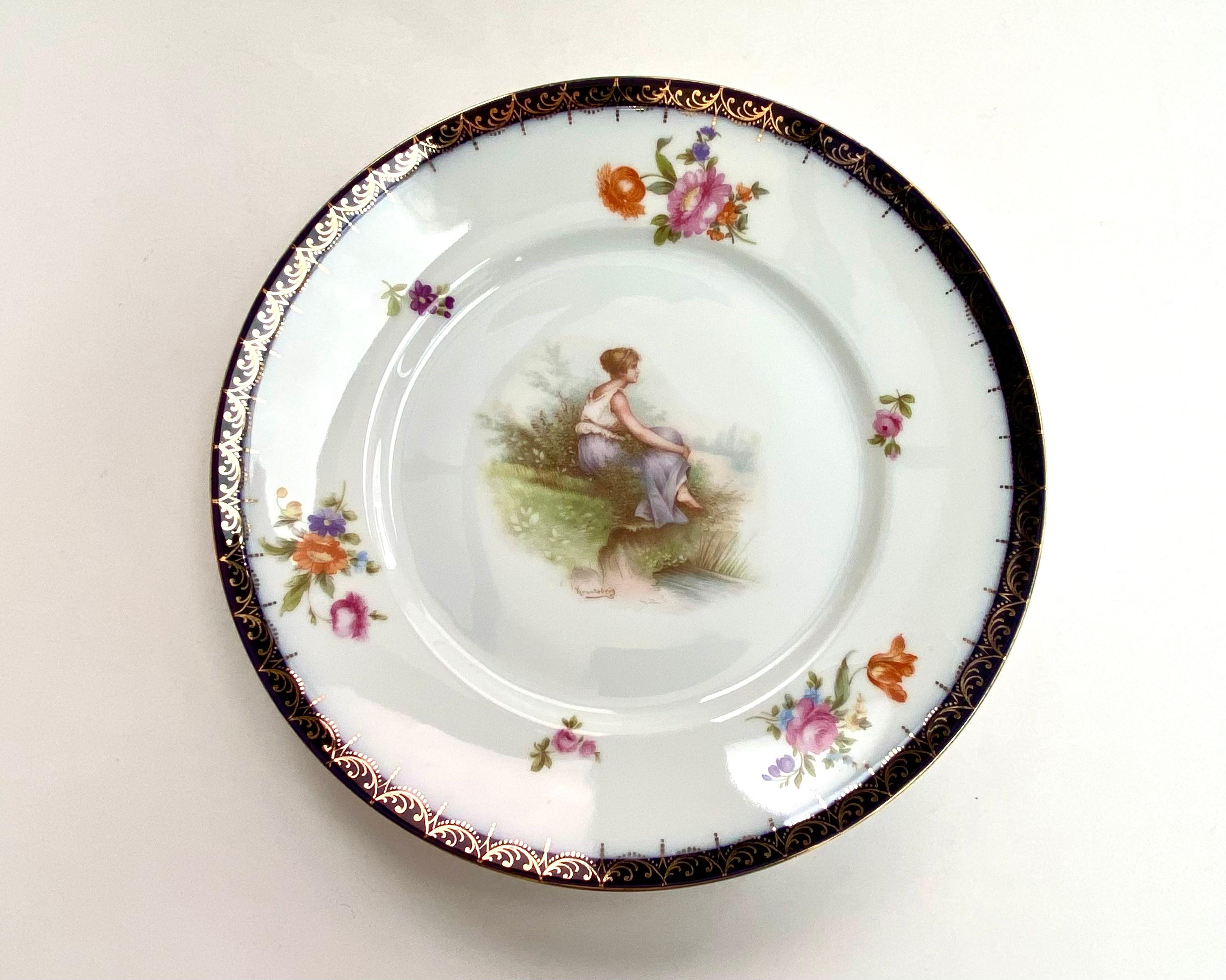 Antique Rosenthal Plates, Germany, Set 3  Porcelain Dinner Plates In Excellent Condition For Sale In Bastogne, BE
