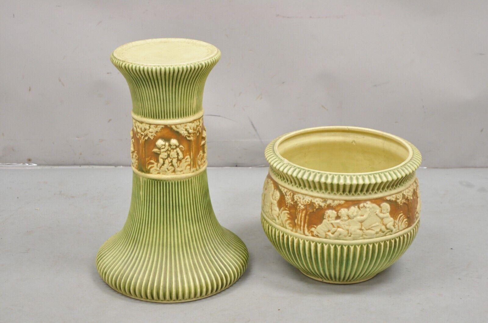Antique roseville Donatello Cherubs poterie d'art jardinière et pot à fleurs sur piédestal en vente 6