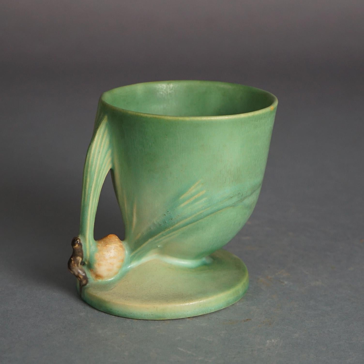 Antique Roseville Pottery Bowl With Pinecone Pattern C1923 In Good Condition In Big Flats, NY