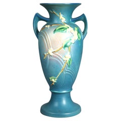 Antike Roseville-Schneefbeer-Kunstkeramik-Vase mit doppeltem Henkel, um 1940