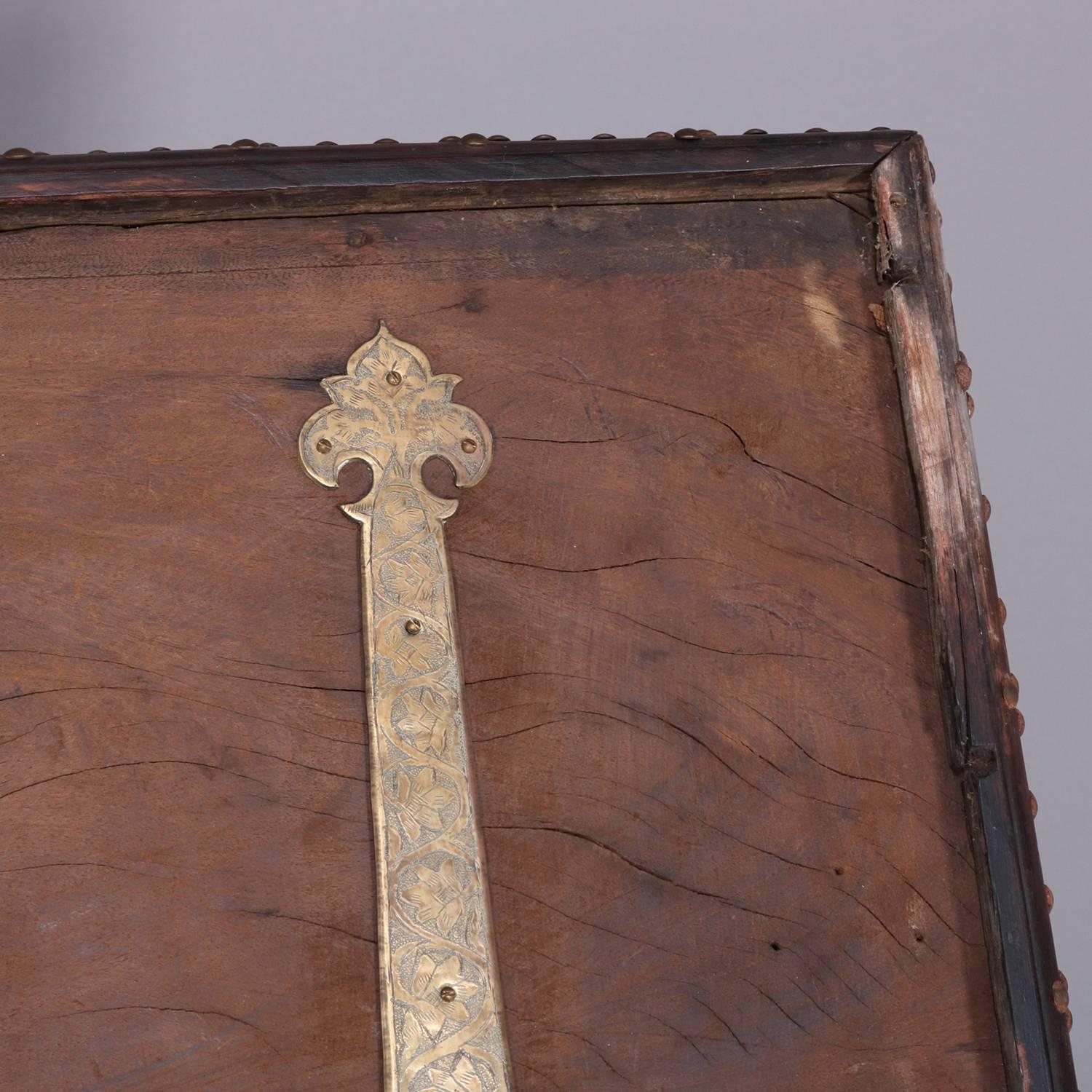 Malle de mariage turque ancienne en bois de rose et laiton:: début du 19ème siècle 8