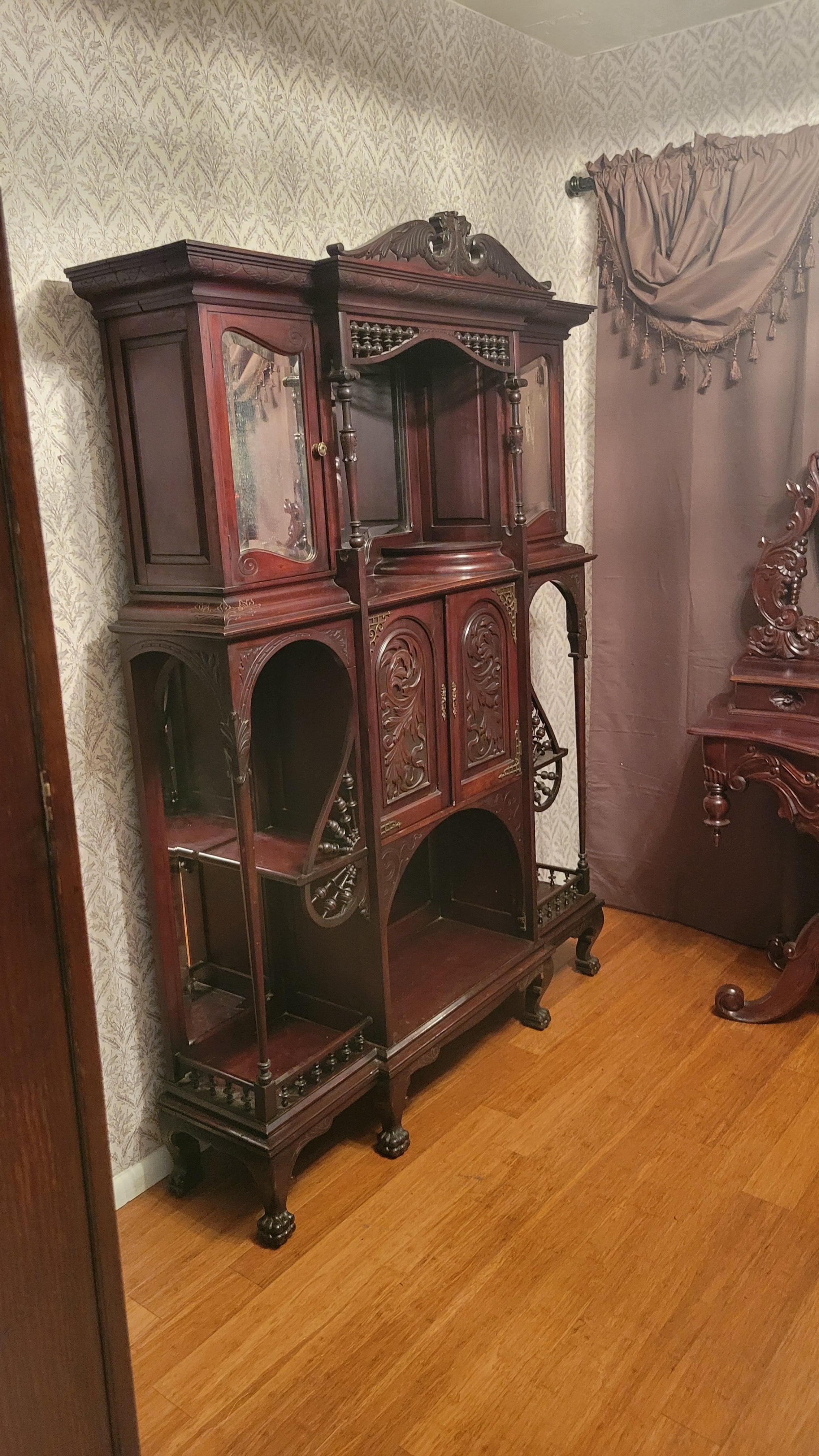 Ancienne étagère Art nouveau en bois de rose avec miroirs biseautés en vente 3
