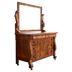 Ancienne commode Biedermeier en bois de rose avec miroir de coiffeuse