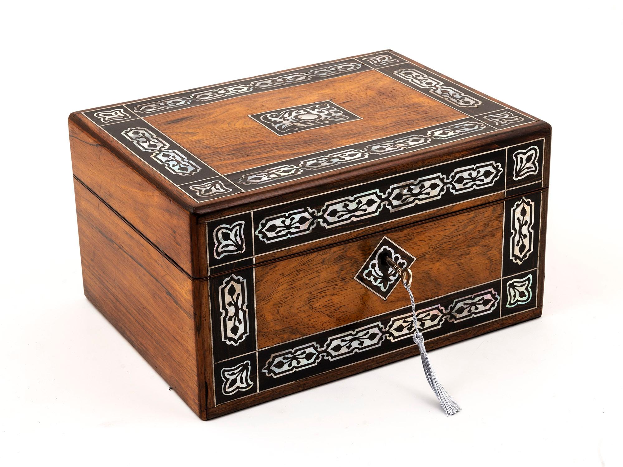 Antique Rosewood Jewellery Box with Symmetrical Mother of Pearl Inlay 5
