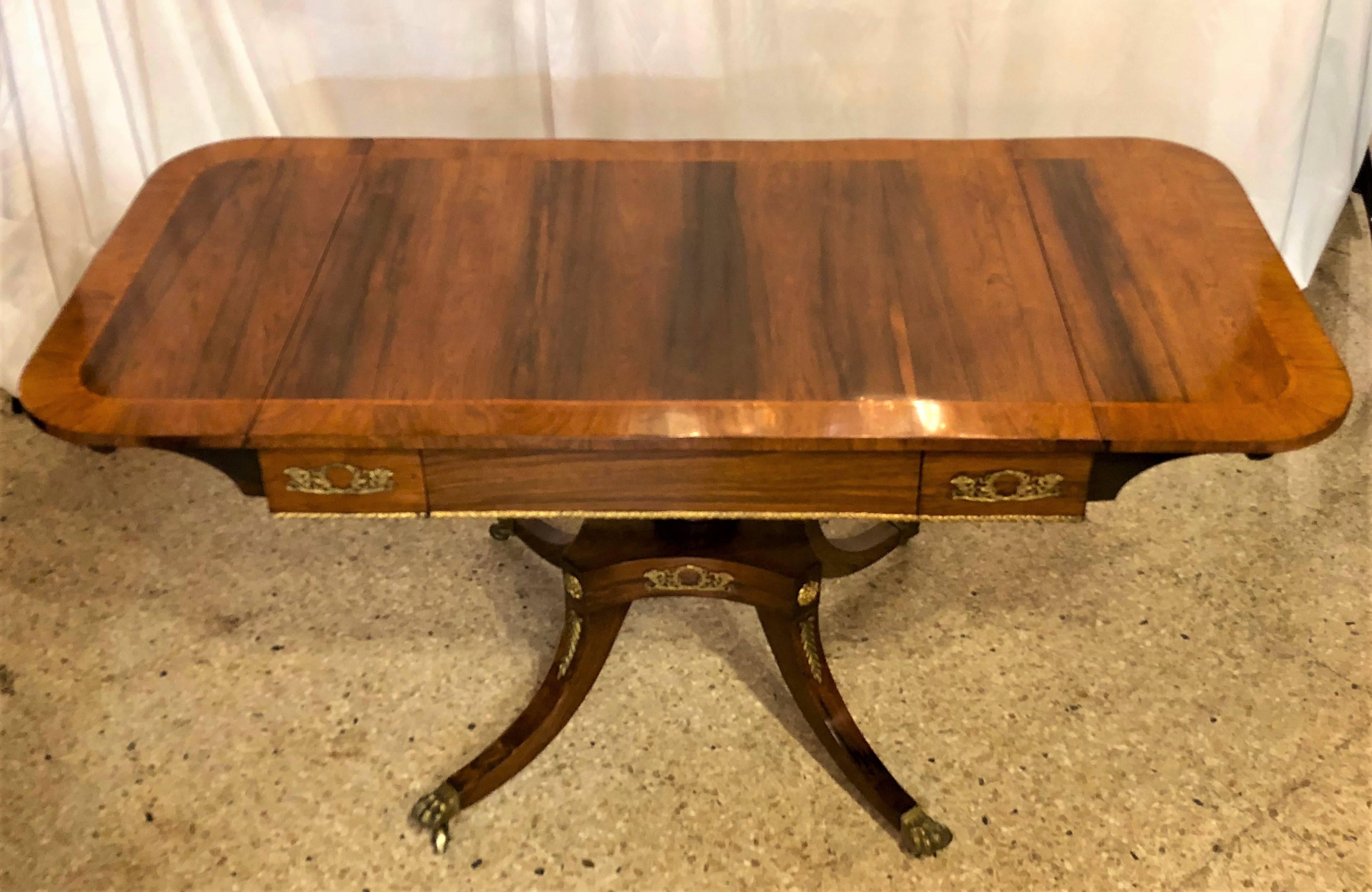 Antique Rosewood Regency Sofa Table with Satinwood Trim In Good Condition For Sale In New Orleans, LA
