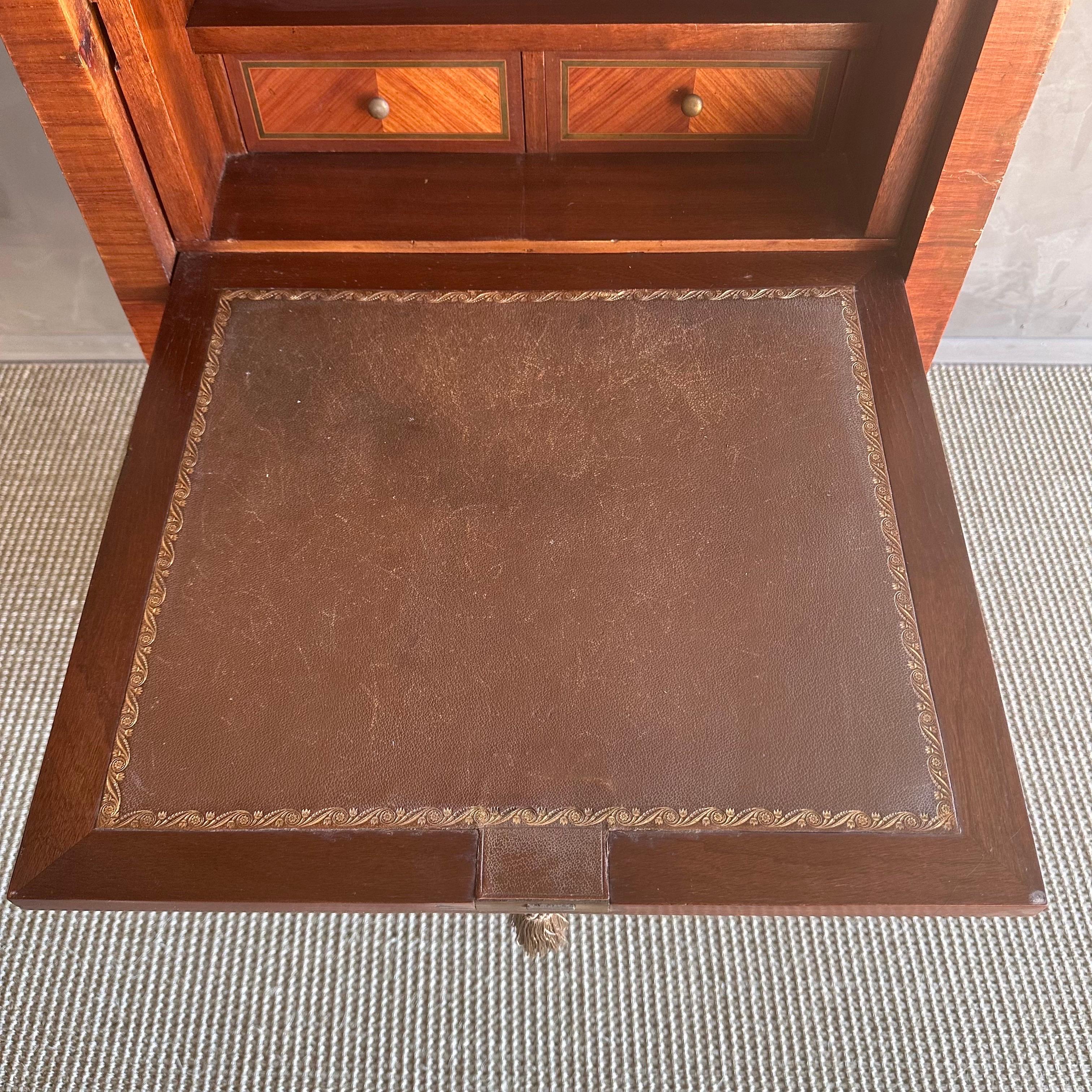 Escritorio de palisandro antiguo en venta 1