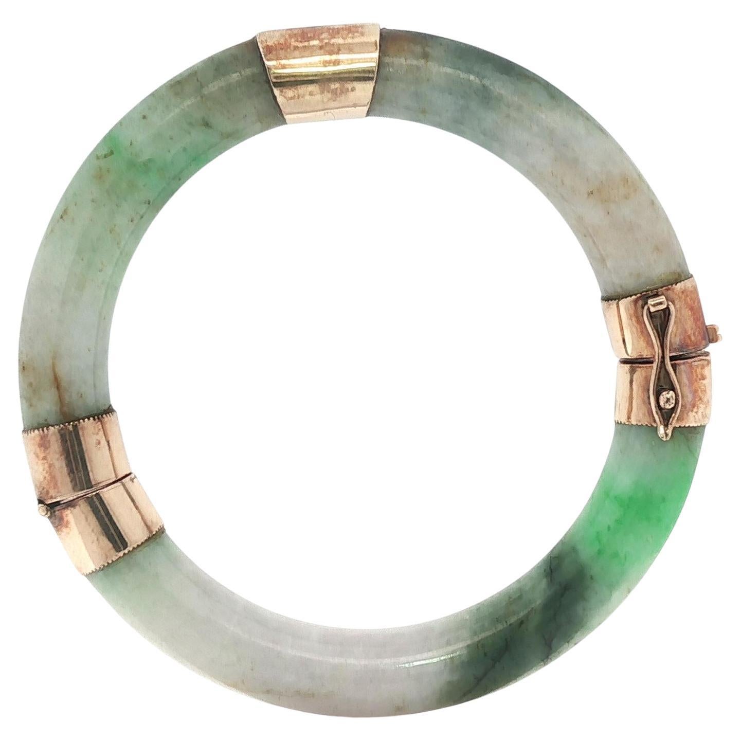 Bracelet à charnière en or jaune rosé antique avec capuchons en jade vert molté épais