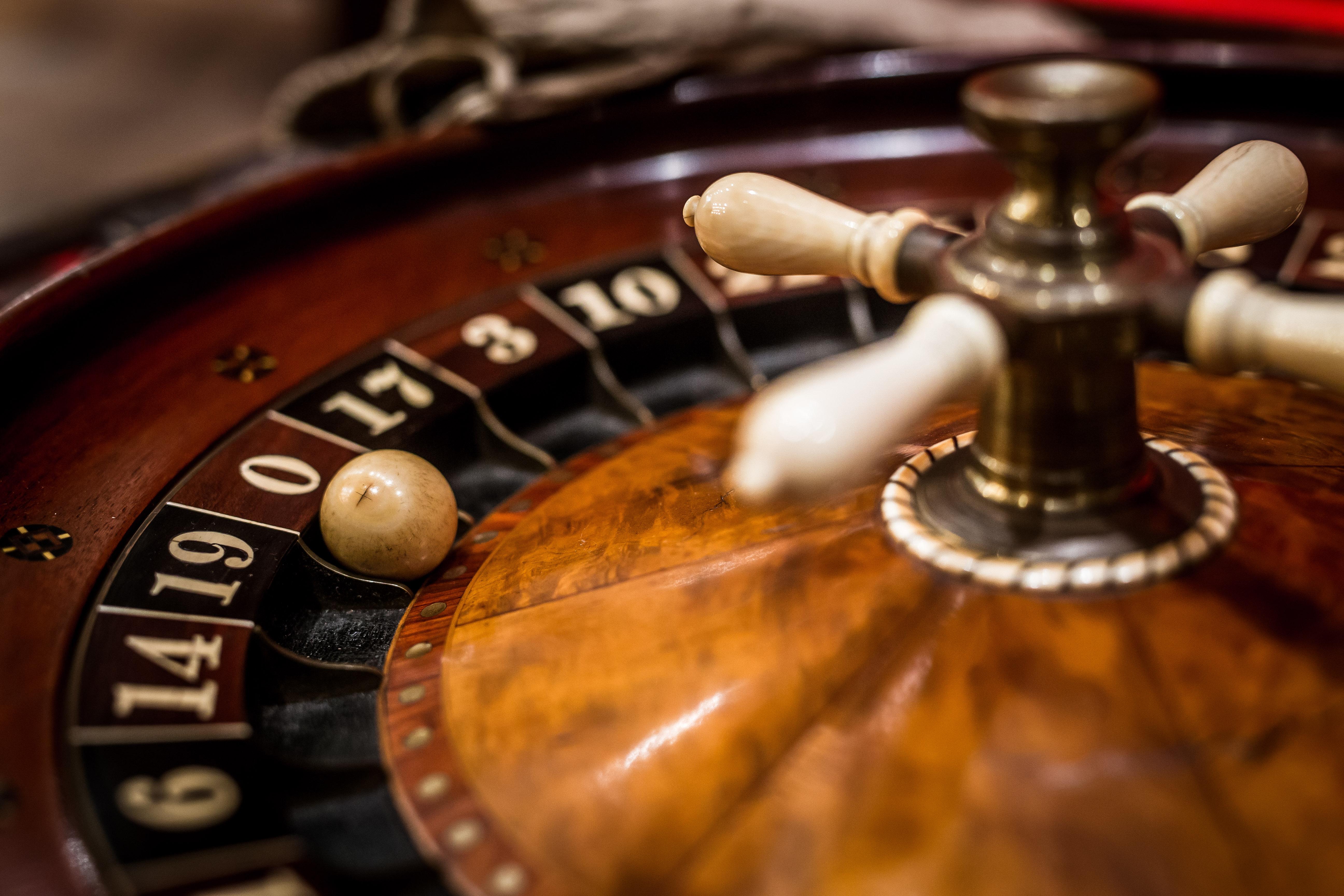 Antique Roulette Wheel Fitted into a 1950s Louis Vuitton Case For Sale 6