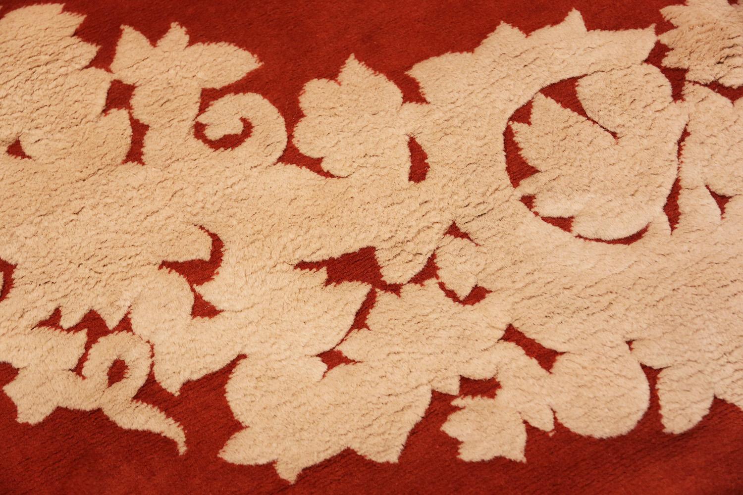 Hand-Knotted Antique Round Art Deco Carpet by Leleu