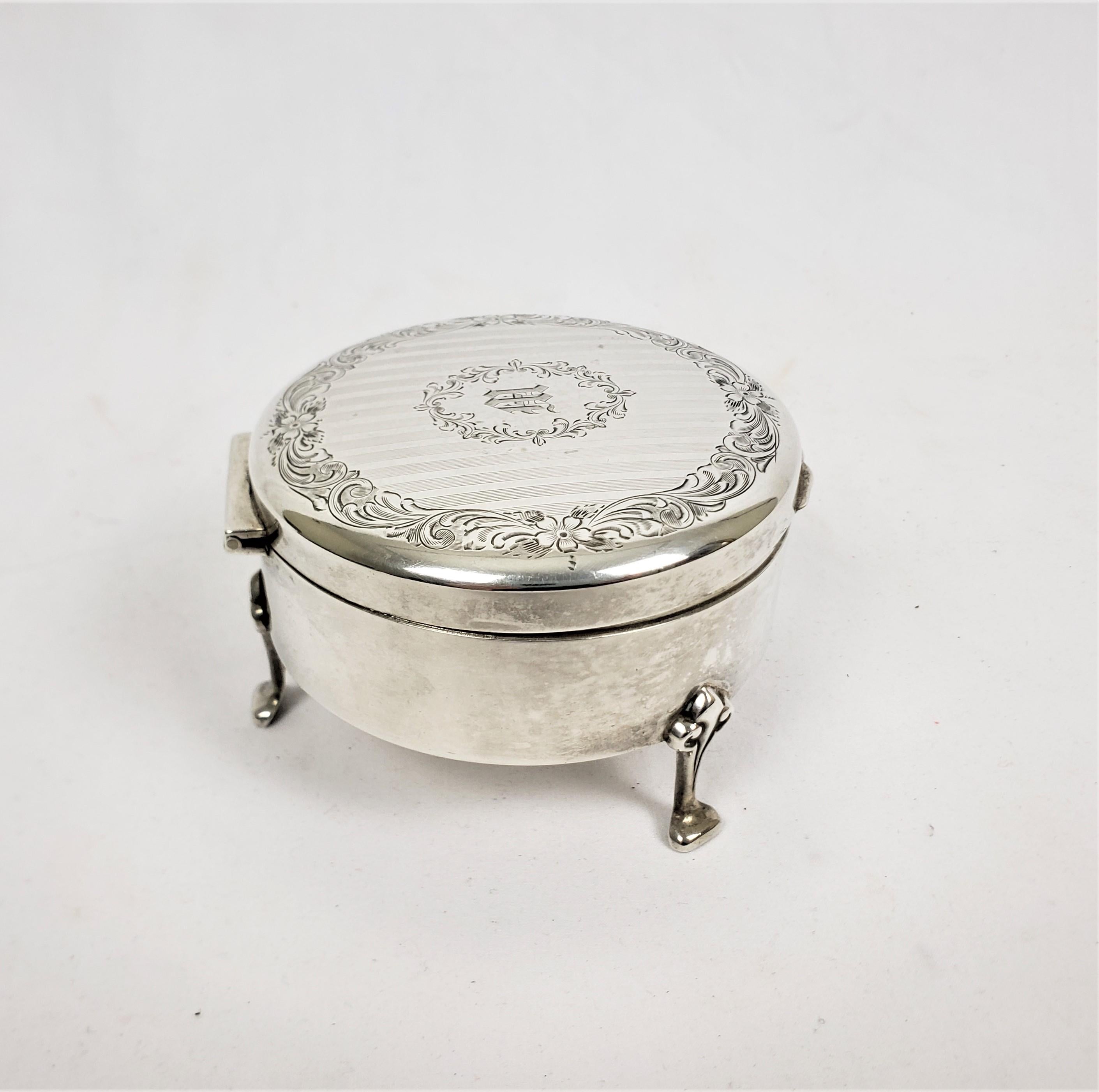 Antique Round Birks Sterling Silver Footed Jewelry & Ring or Trinket Box In Good Condition For Sale In Hamilton, Ontario
