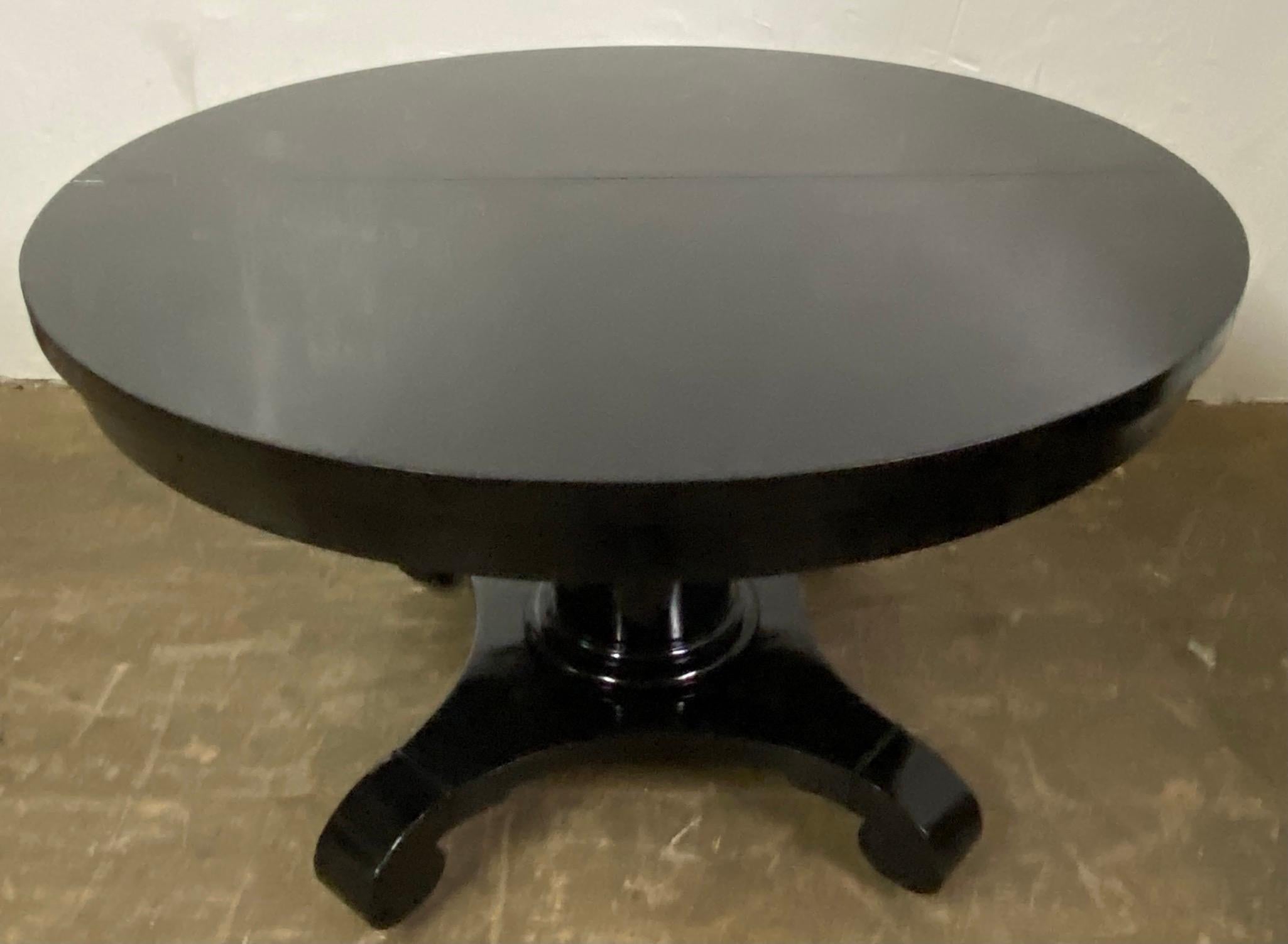 19th Century Antique Round Black Lacquered Round Pedestal Dining Table