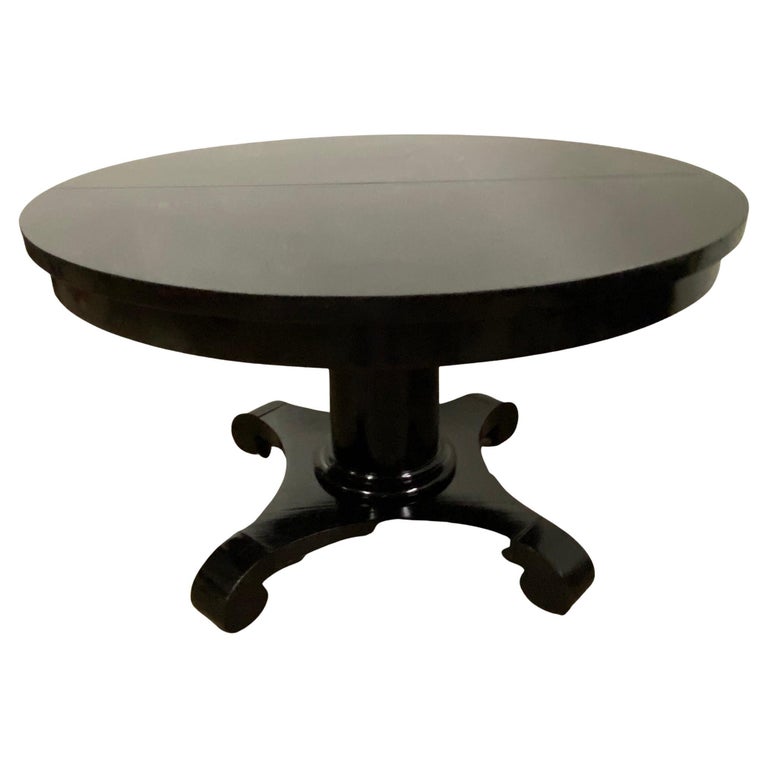 Antique Round Black Lacquered Round Pedestal Dining Table For Sale