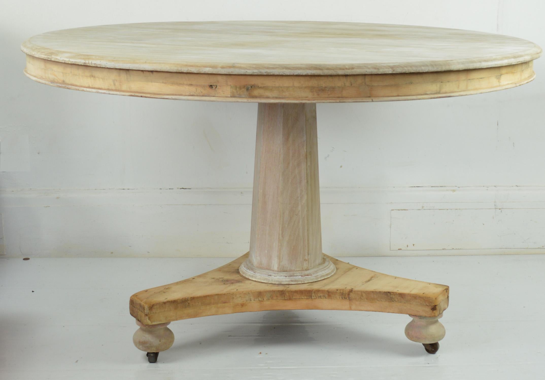 Mid-19th Century  Antique Round Bleached Mahogany Breakfast Table, English, circa 1835