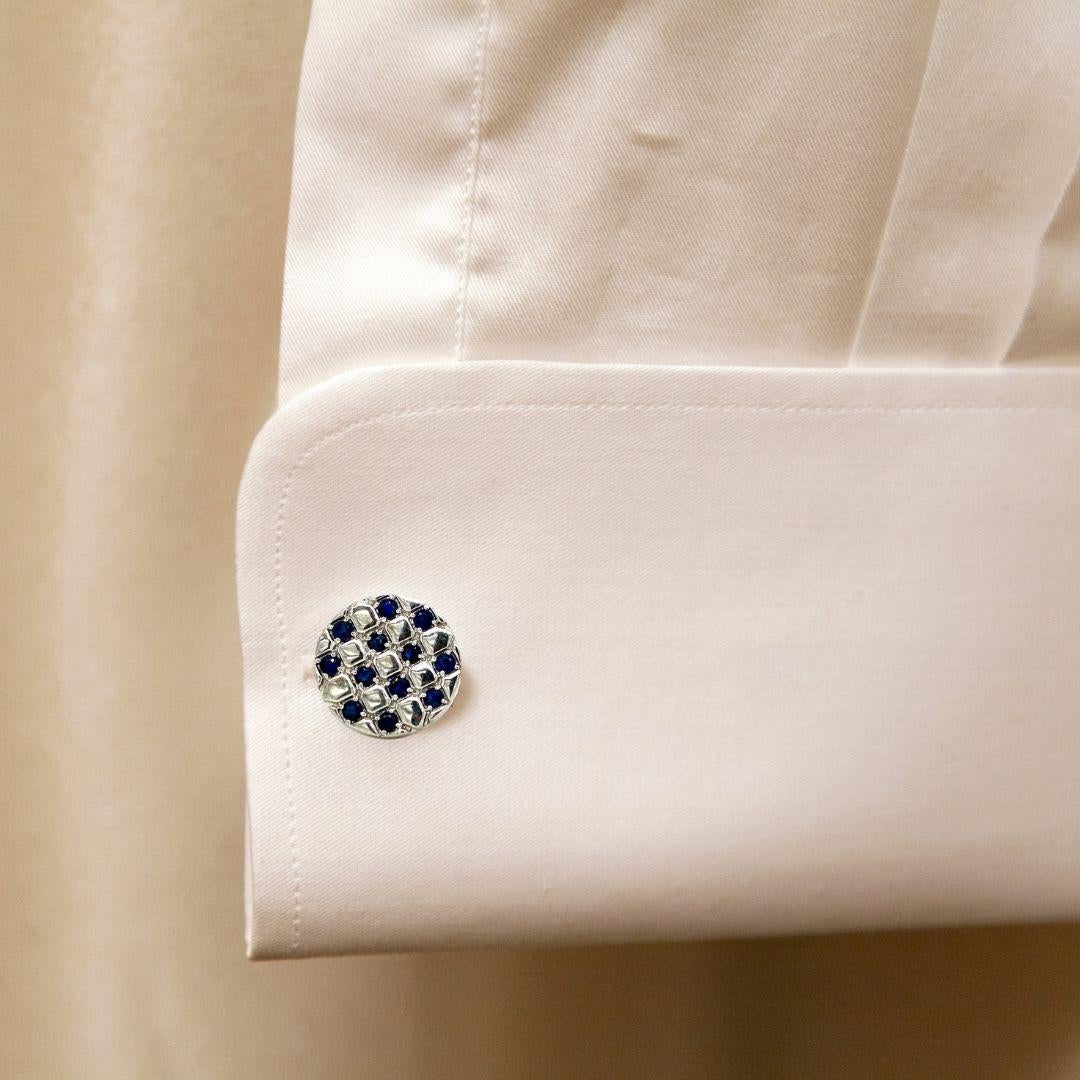Art Deco 925 Silver Round Check Cufflinks with Blue Sapphire Men's Luxury Formal Jewelry For Sale
