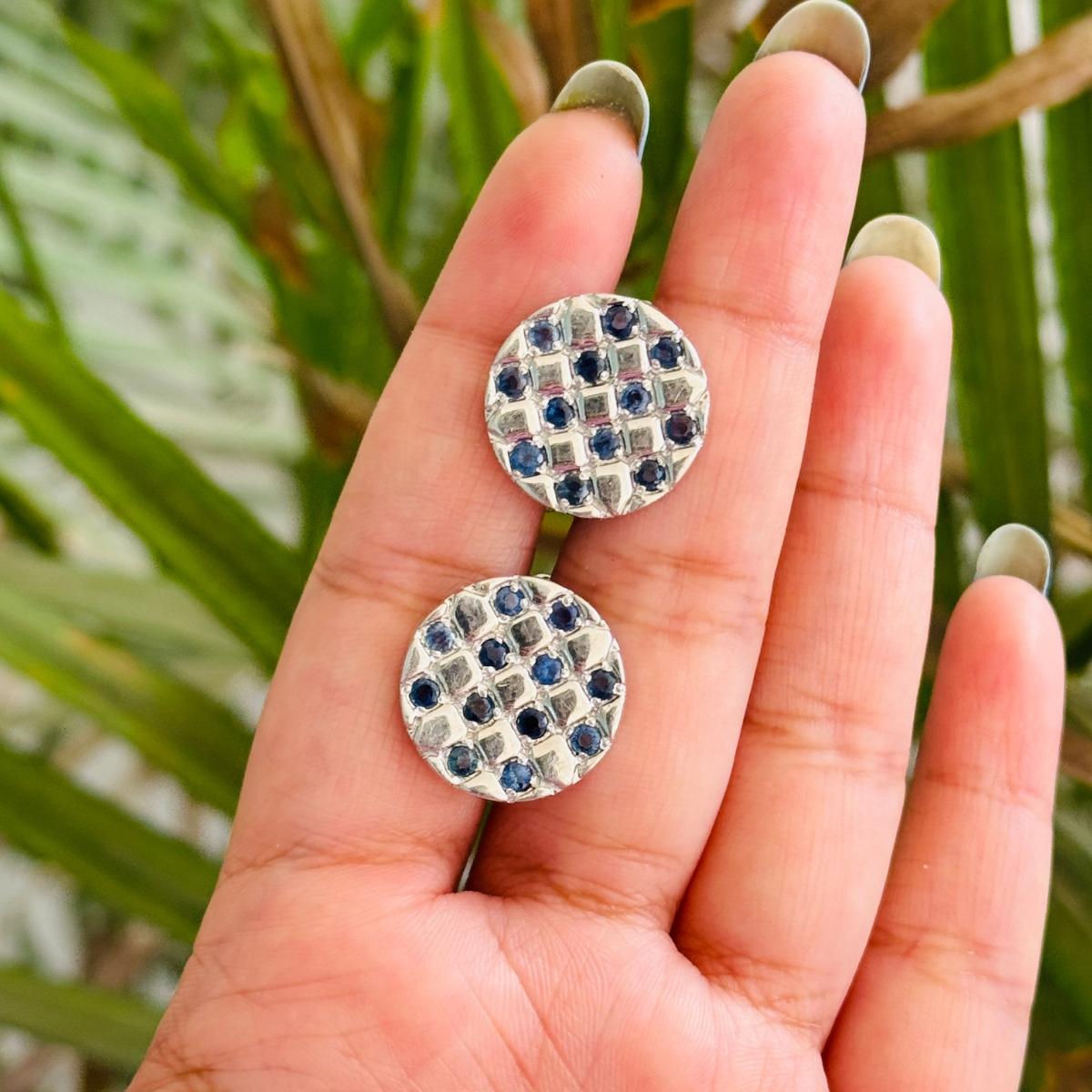 925 Silver Round Check Cufflinks with Blue Sapphire Men's Luxury Formal Jewelry For Sale 2