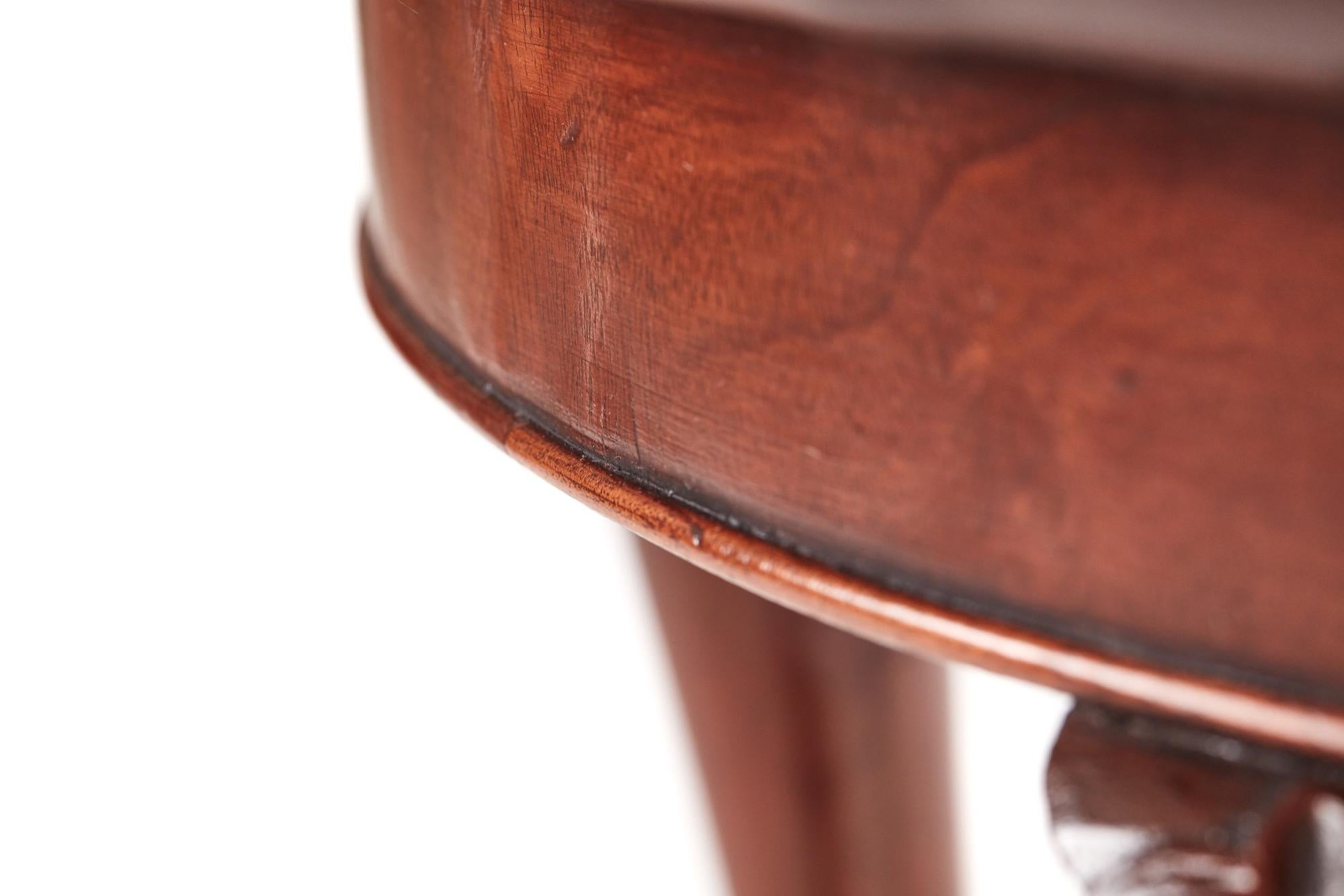 English Antique Round Burr Walnut Pie Crust Top Coffee Table c.1920