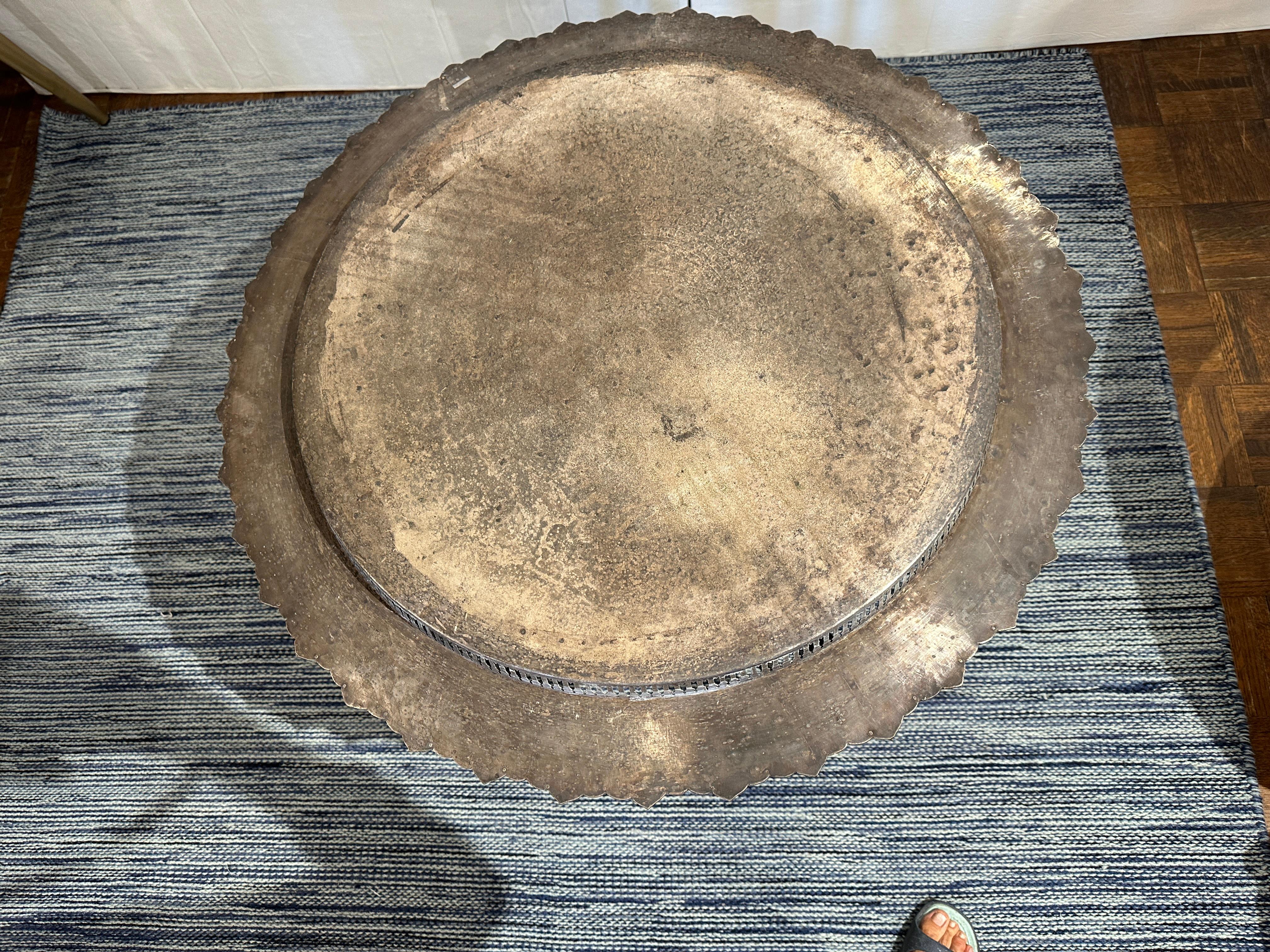 Early 20th Century Antique Round Etched Pewter Tray Coffee Table  For Sale