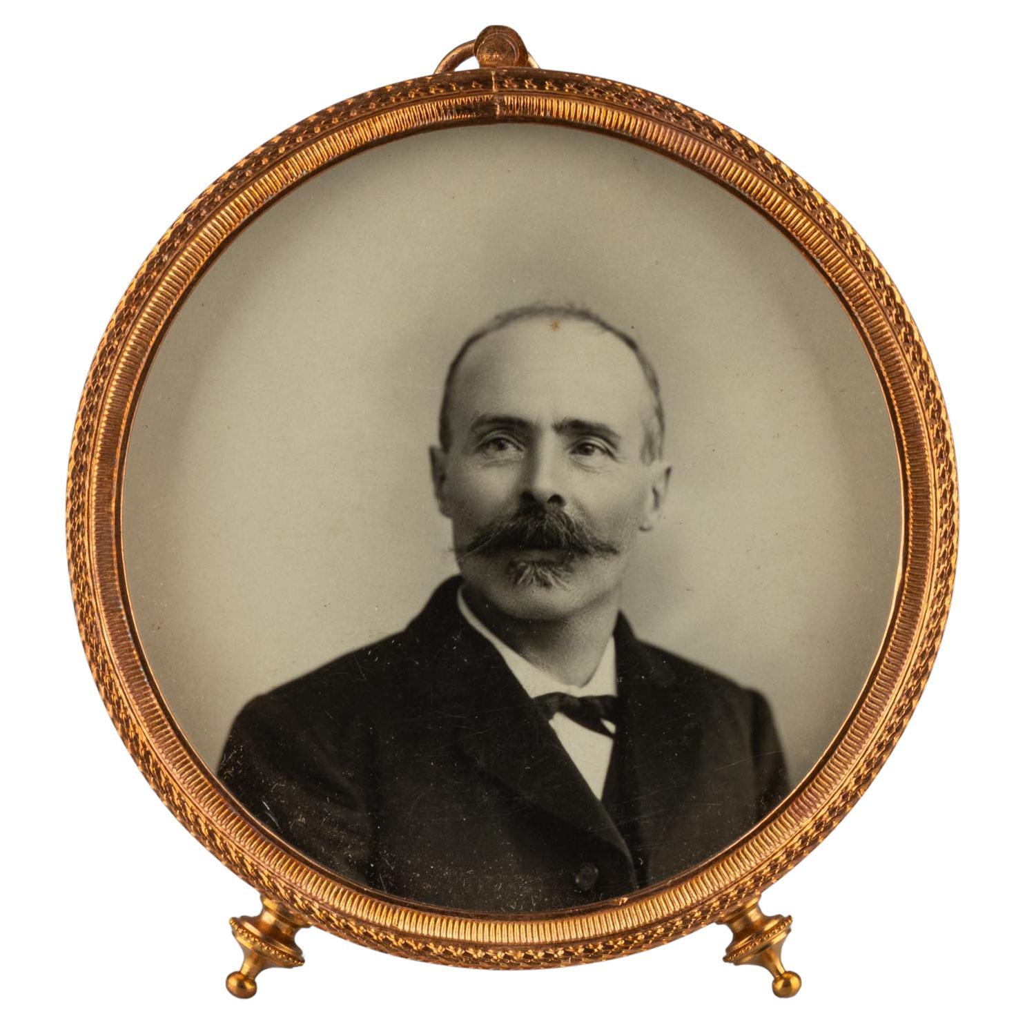 Antiker runder Bilderrahmen, Fotorahmen, Frankreich, um 1880, 8 x 8 cm