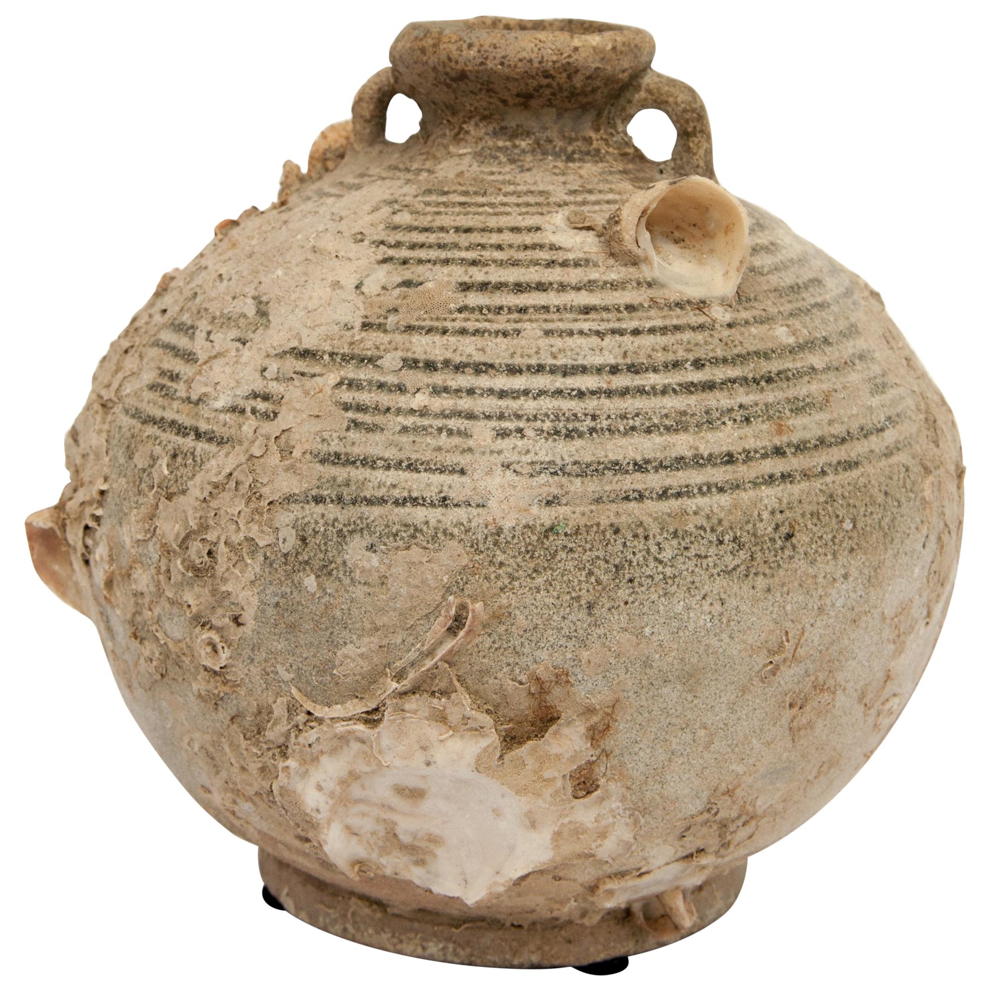 Antique Round Sawankhalok Jar, Sawankhalok, Thailand, 15th Century