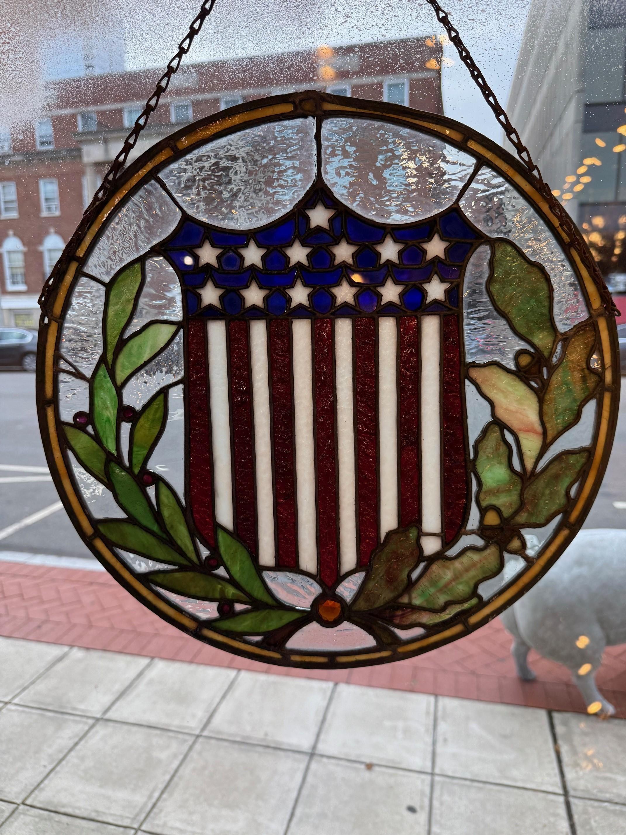 Antikes rundes Buntglasfenster, 13 Sterne amerikanische Flagge im Angebot 1