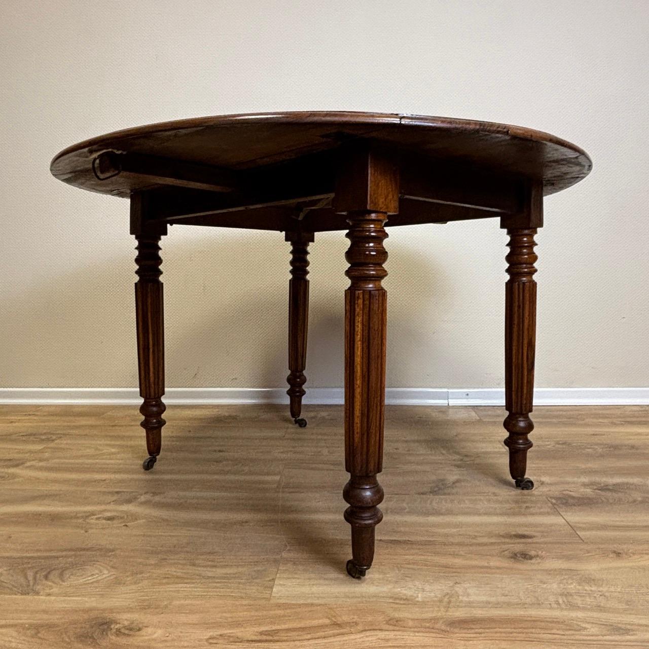 Antique round table from France  folding table top For Sale 3