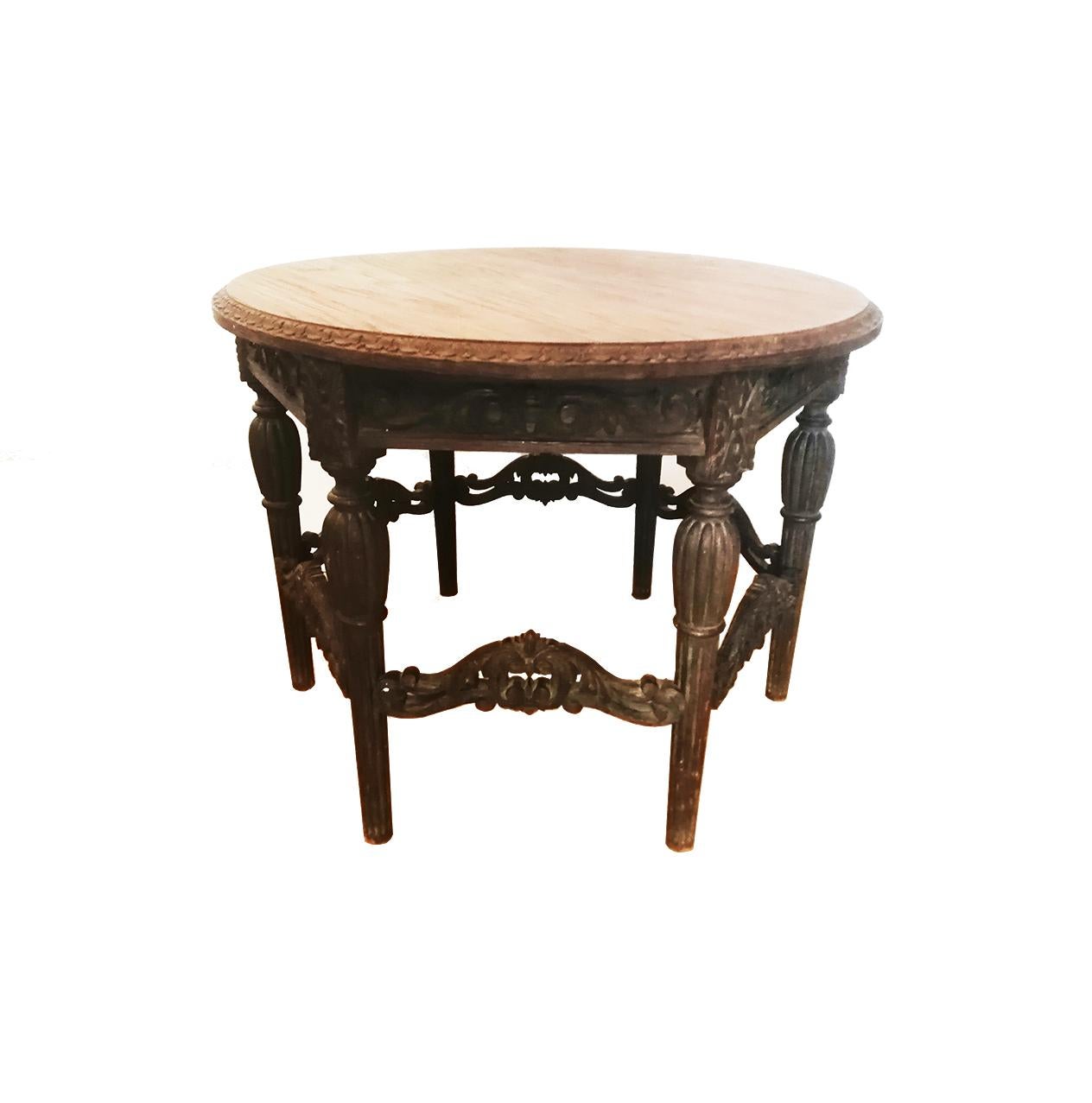 Antique Round Table Renaissance Revival 19th Century For Sale 2