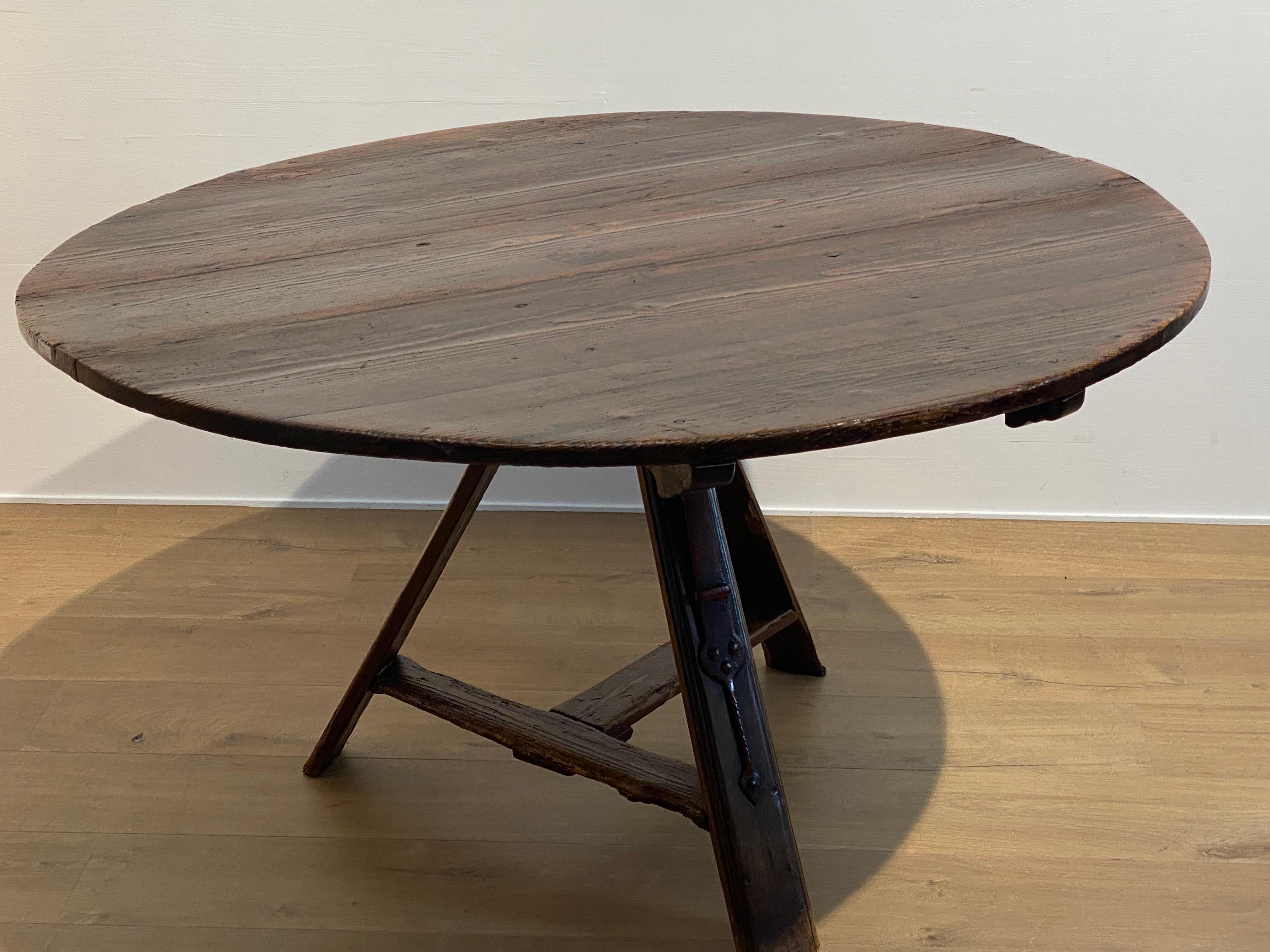Antique round tripod Farmers Table For Sale 6