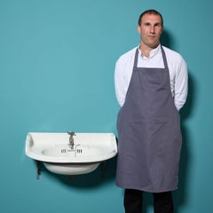 Antique Rounded Porcelain Sink with Bracket