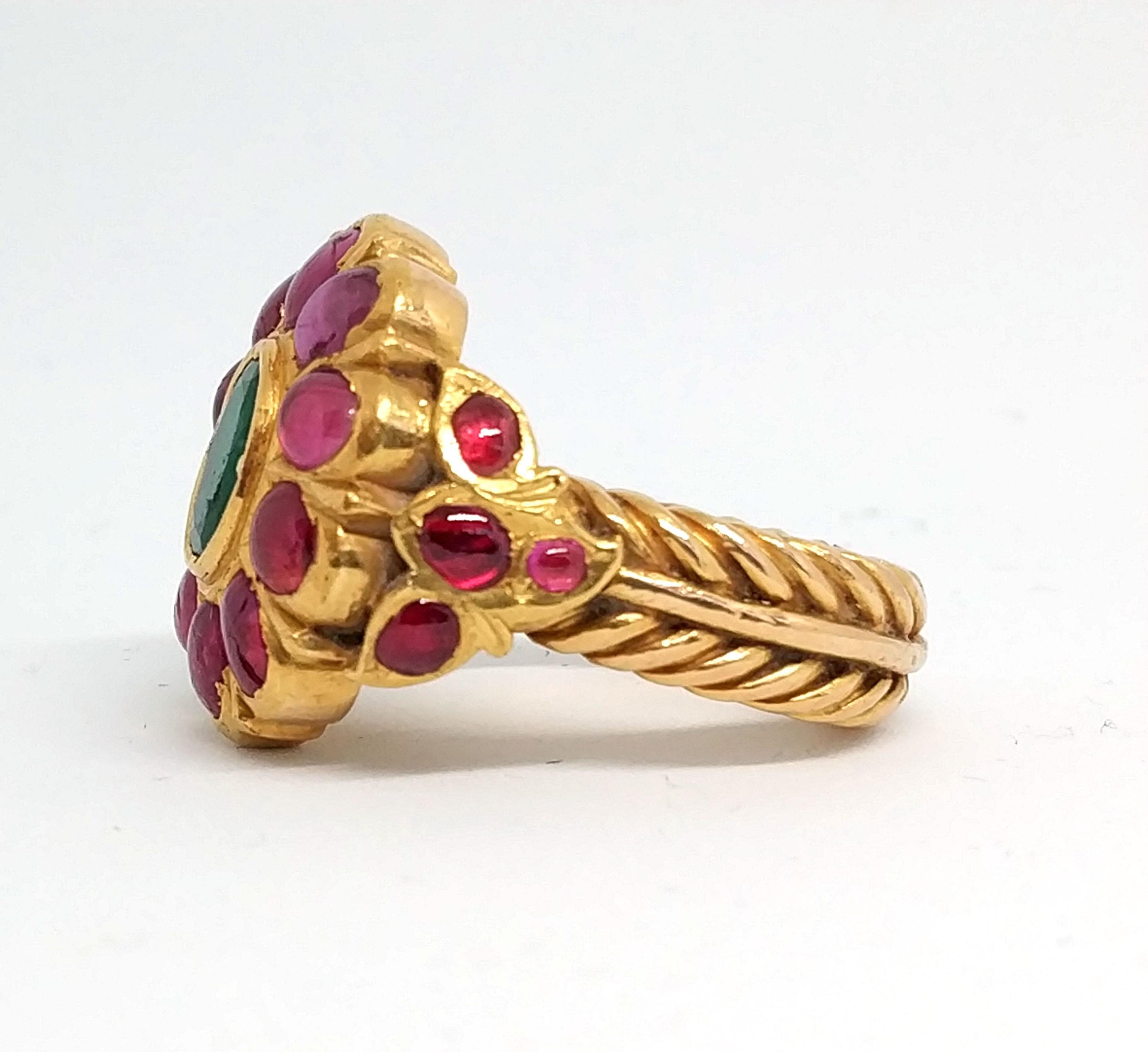 Antique Royal 5.5 carat Ruby and 3 carat Emerald Ring in 23 Carat Gold For Sale 10