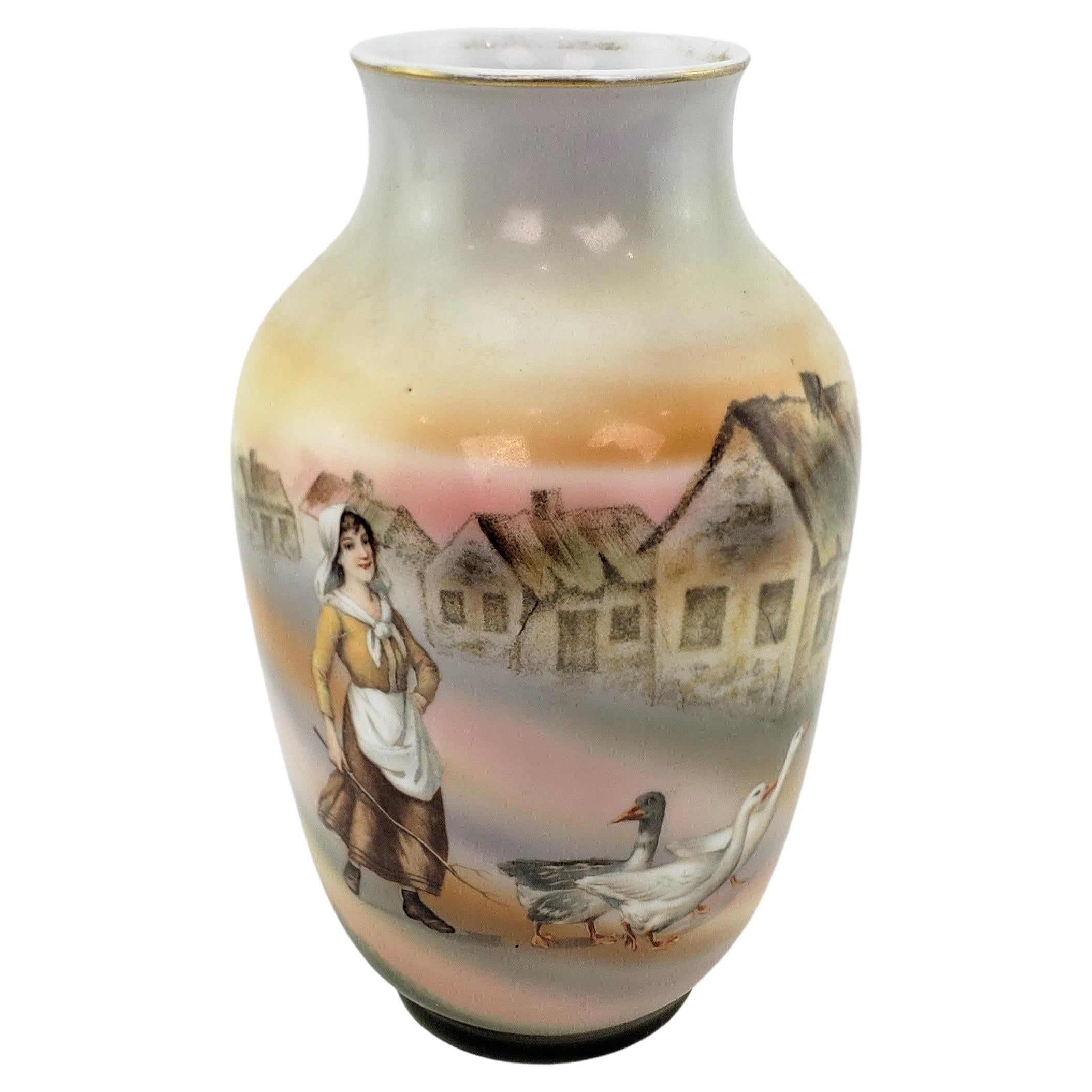 Vase Royal Bayreuth peint à la main avec une femme et des canards en vente