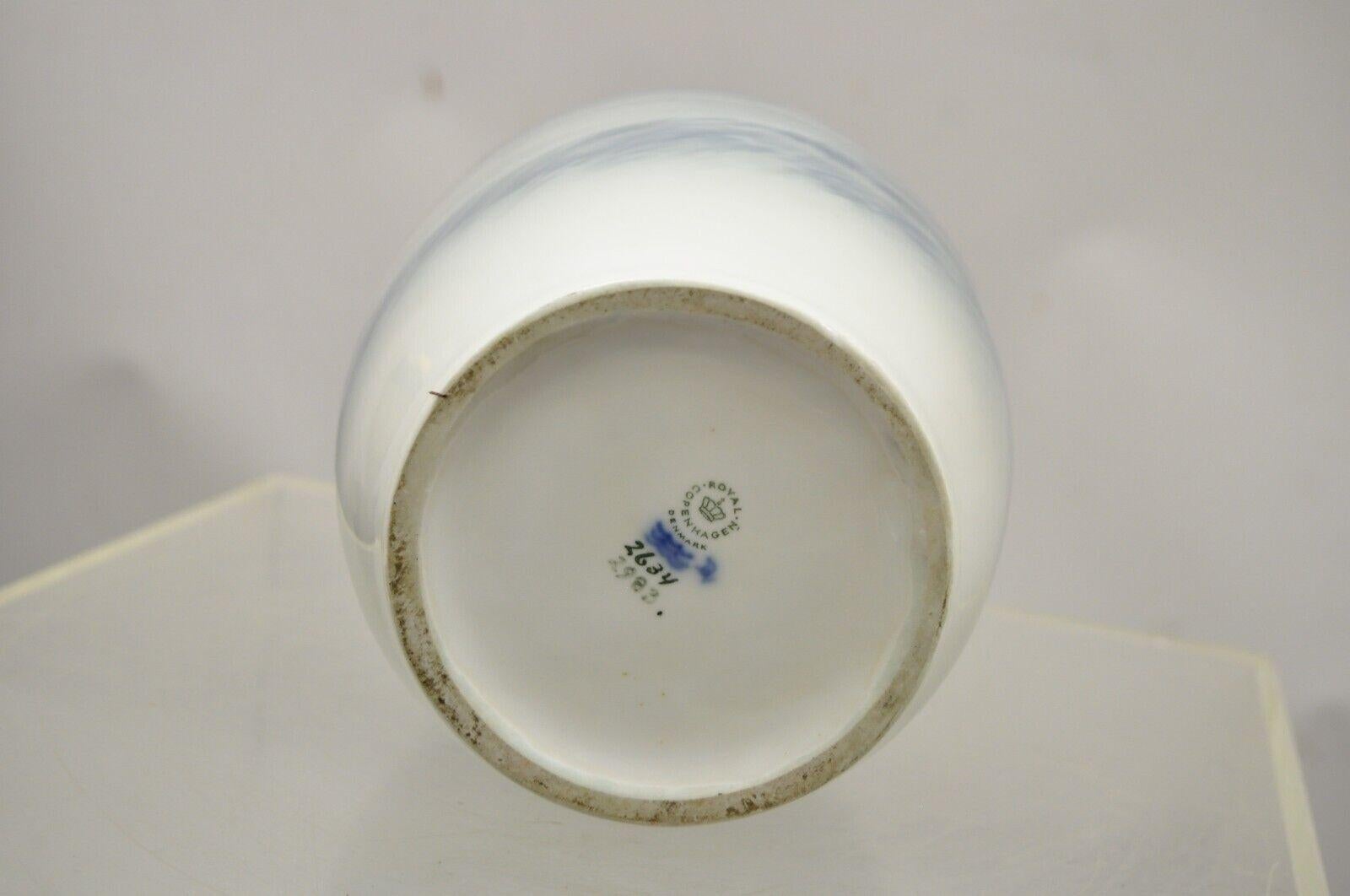 Antique Royal Copenhagen Blue White Porcelain Windmill Vase 2634 2983 For Sale 2