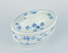 Antique Royal Copenhagen Blue Fluted butter dish. Ca 1820