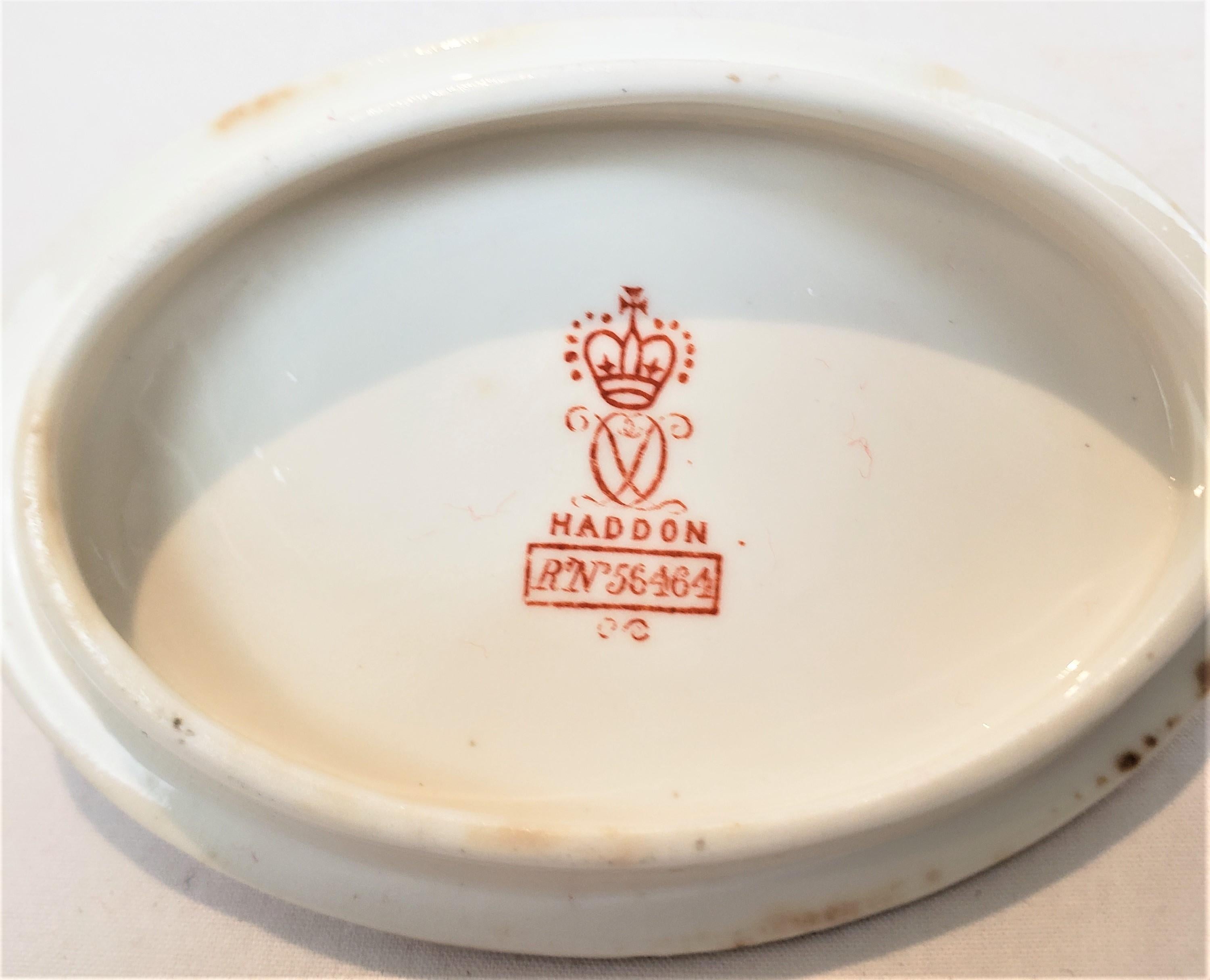 Antike Royal Crown Derby Chinoiserie-Teekanne im Chinoiserie-Stil in Creme und Zucker im Angebot 9