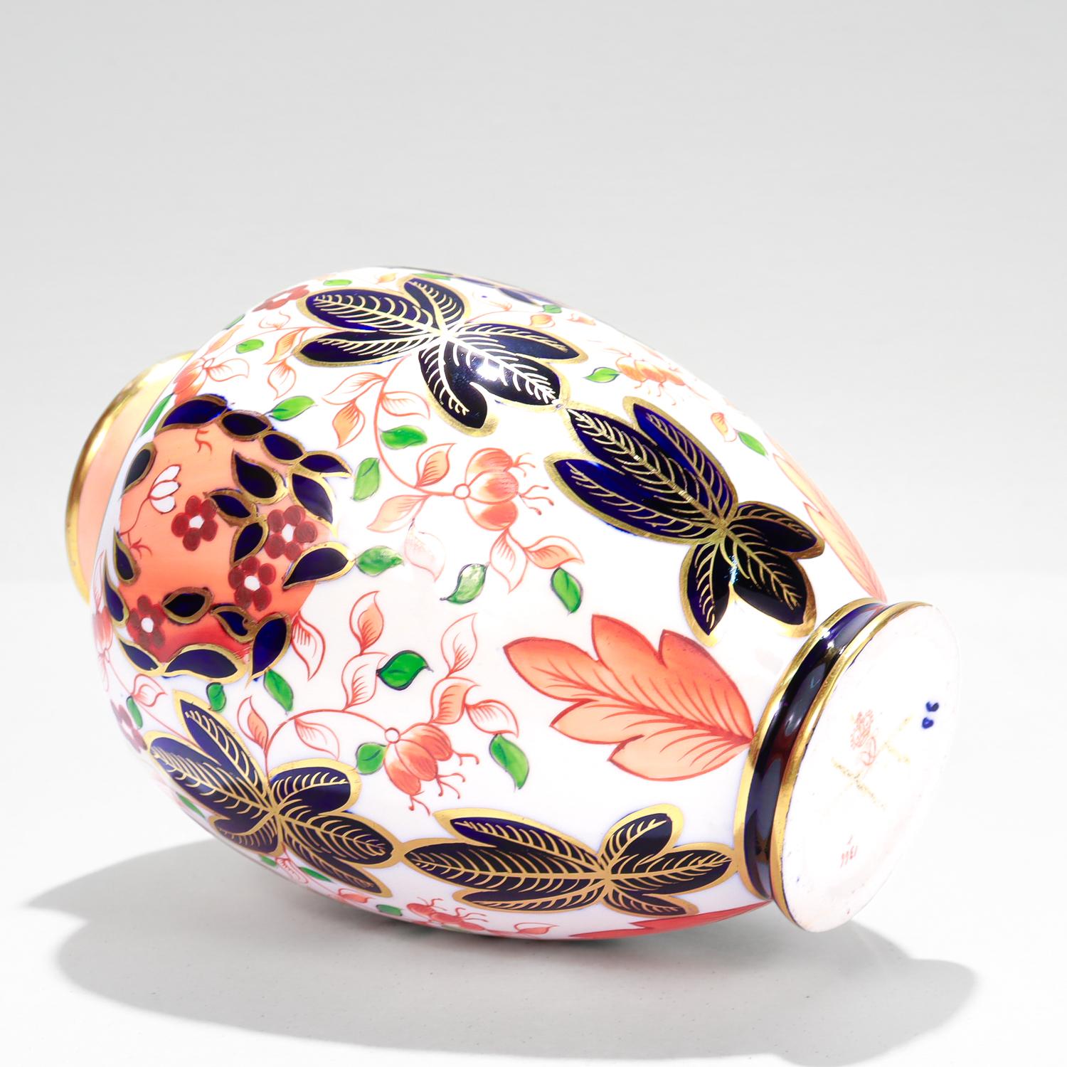 Antico vaso Imari di Crown Derby Modello n. 1366 in vendita 4