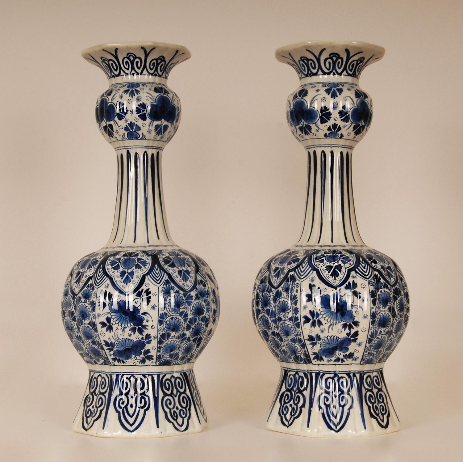 Hand-Crafted Antique Royal Delft Vases Chinoiserie Blue White Knobble Vases Earthenware pair For Sale