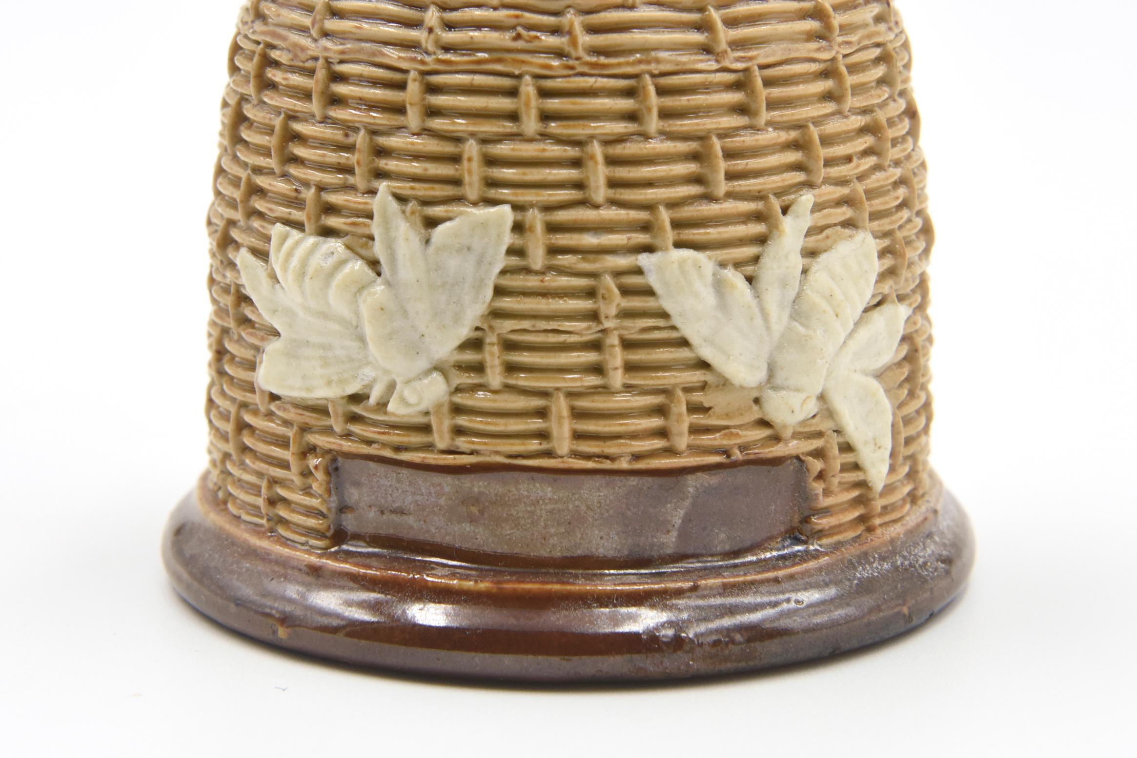 Antique Royal Doulton Lambeth Beehive Bee Match Holder Striker  In Excellent Condition In Miami Beach, FL