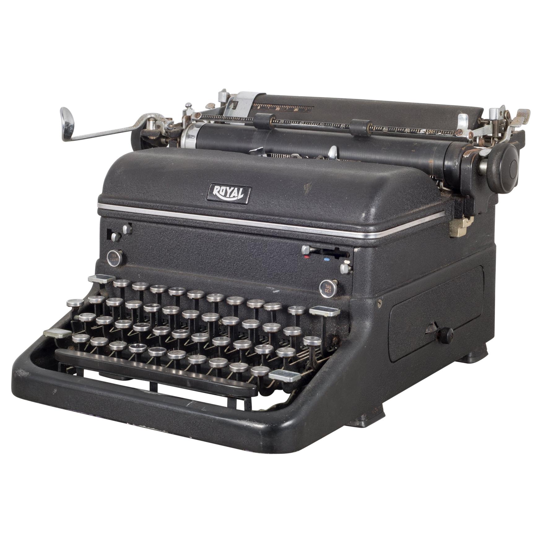 Antique Royal "Magic Margin" Typewriter, circa 1938